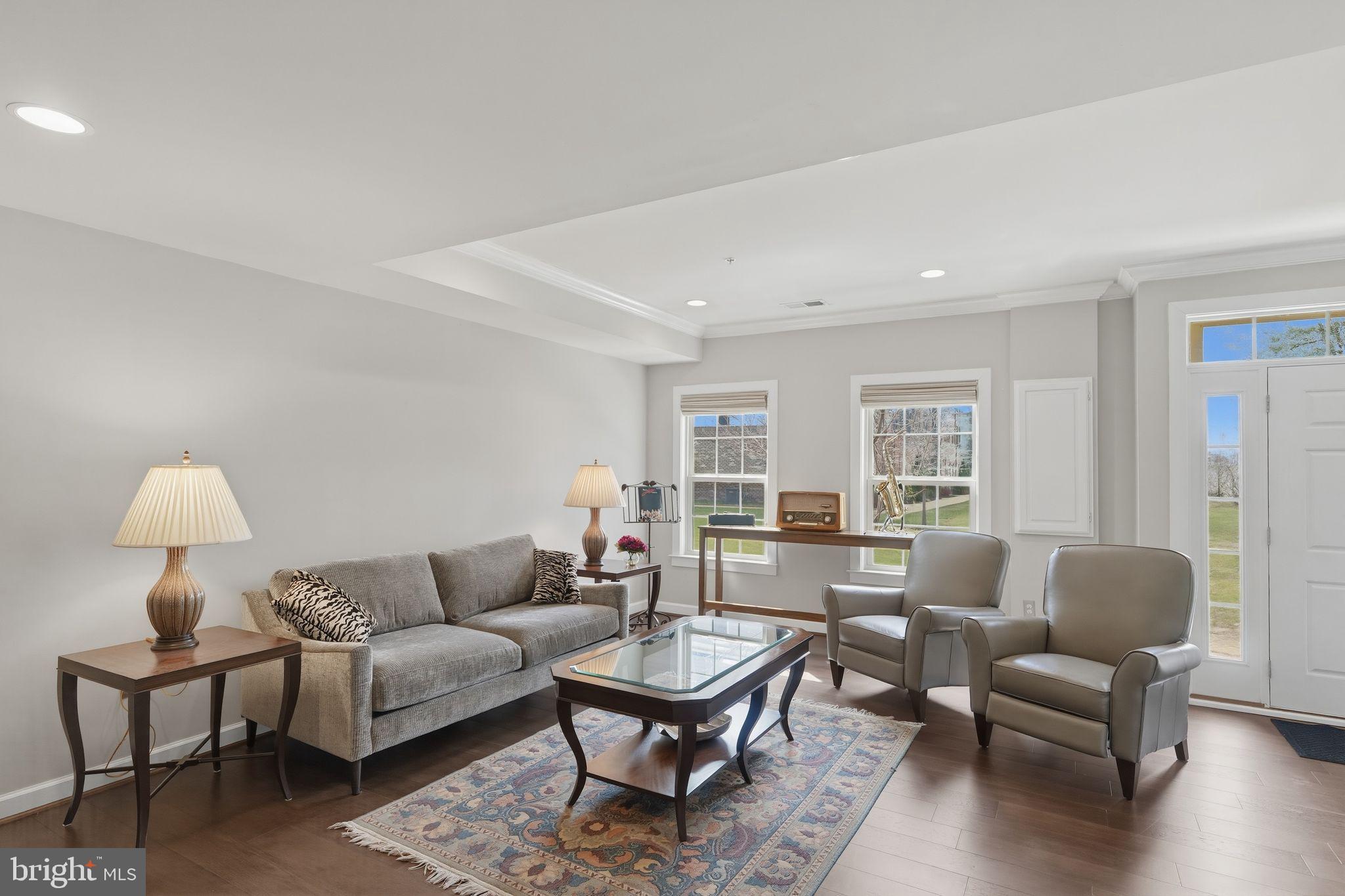 SUBURBAN GREENE - Residential