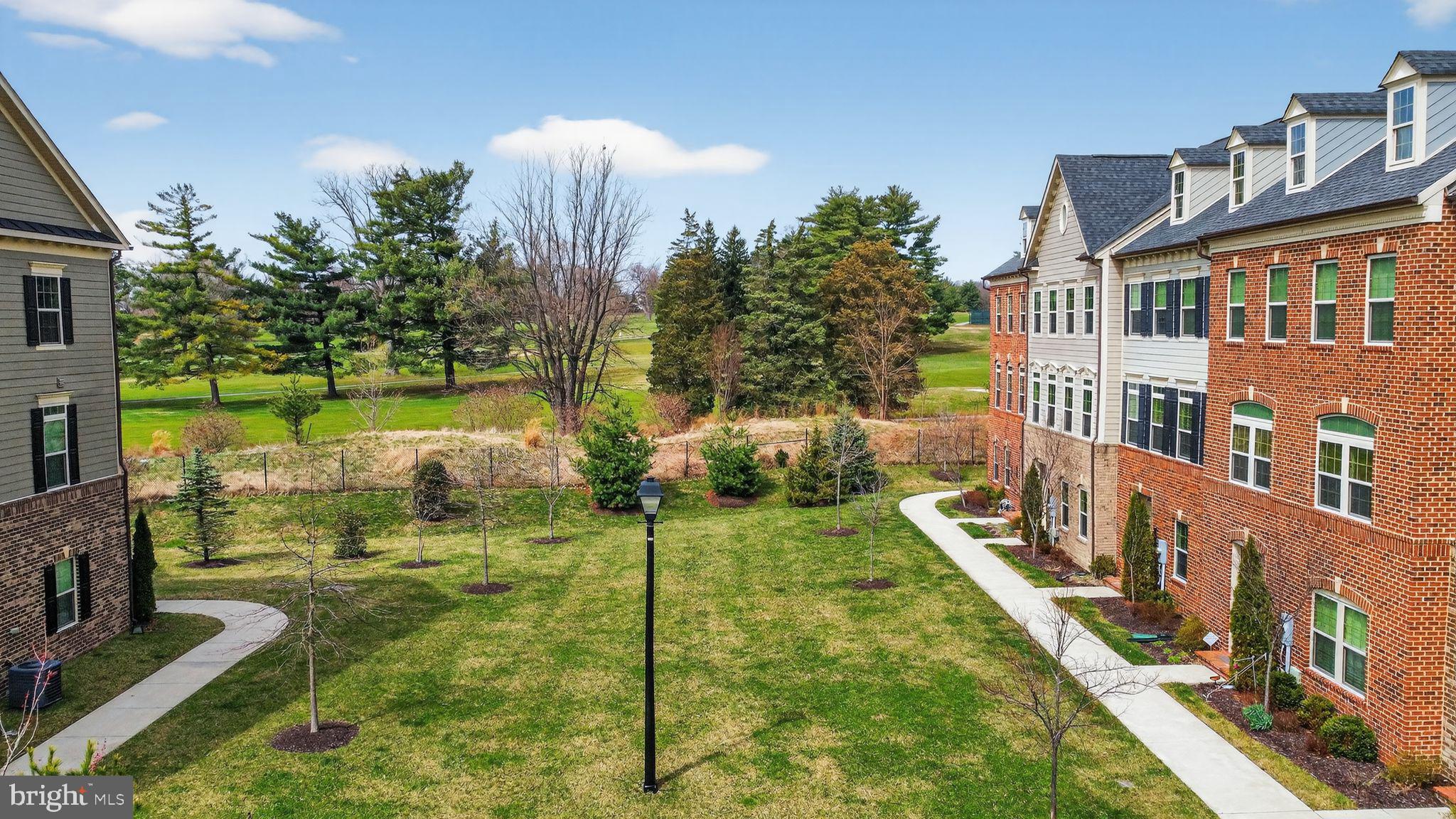 SUBURBAN GREENE - Residential