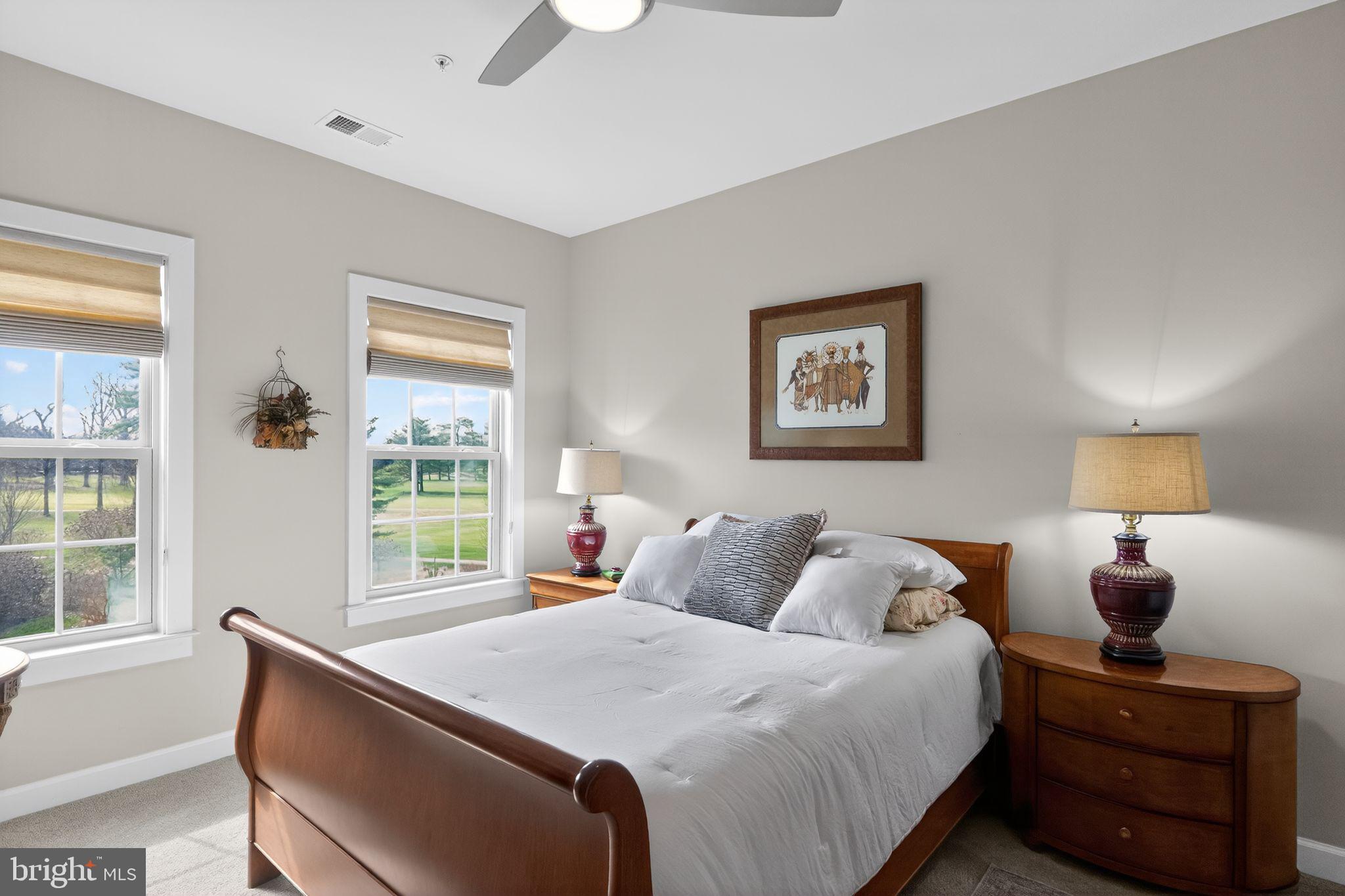 SUBURBAN GREENE - Residential