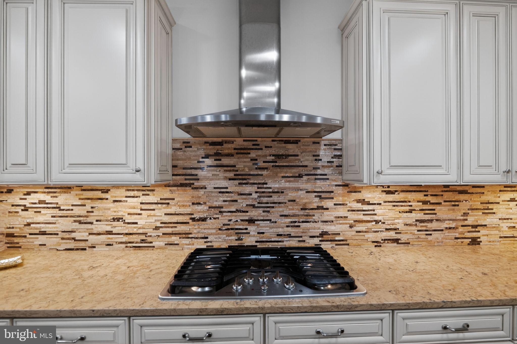 SUBURBAN GREENE - Residential