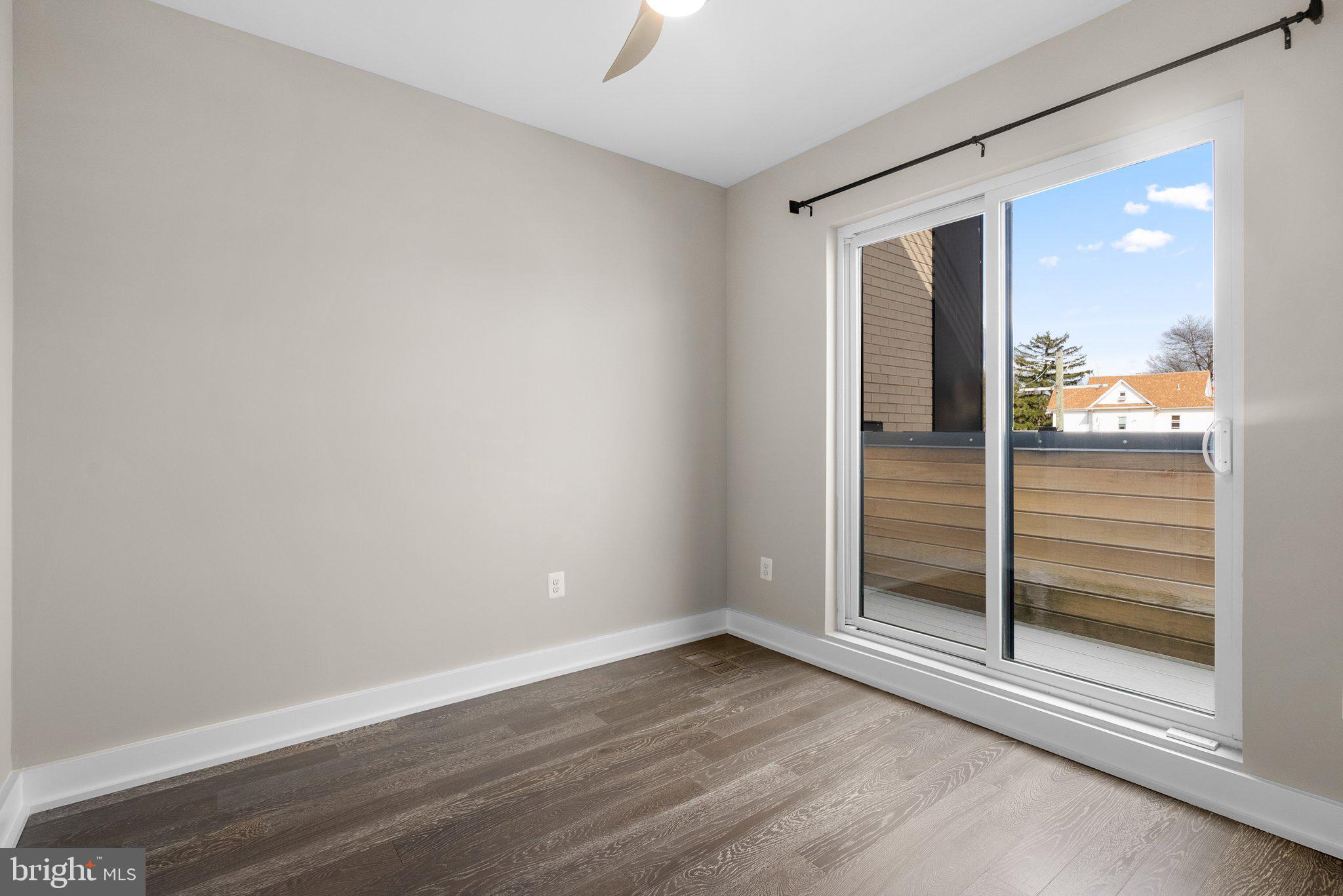 BROOKLAND - Residential