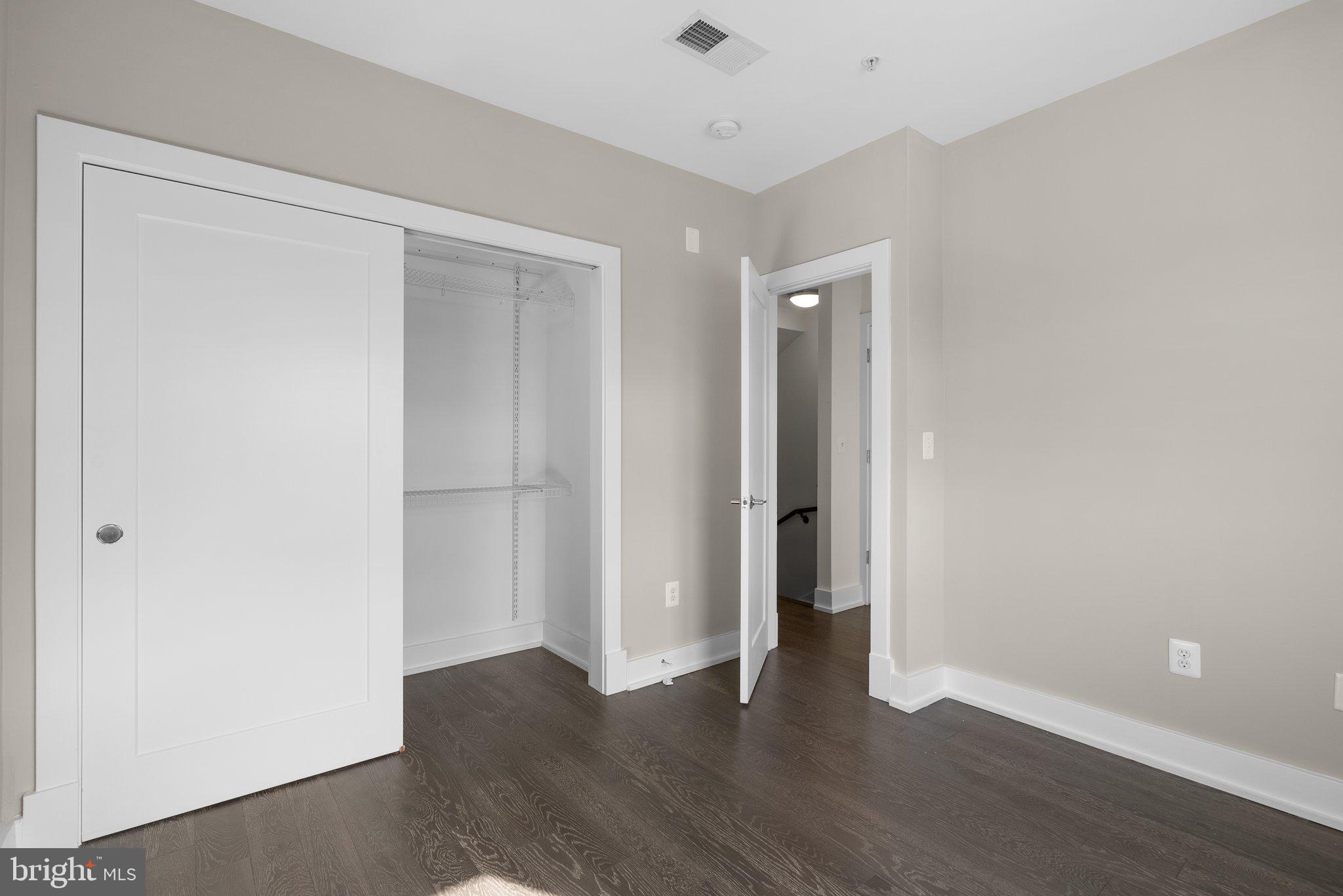 BROOKLAND - Residential