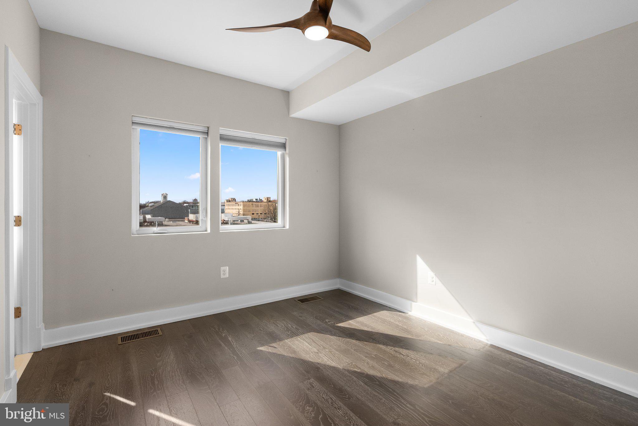 BROOKLAND - Residential