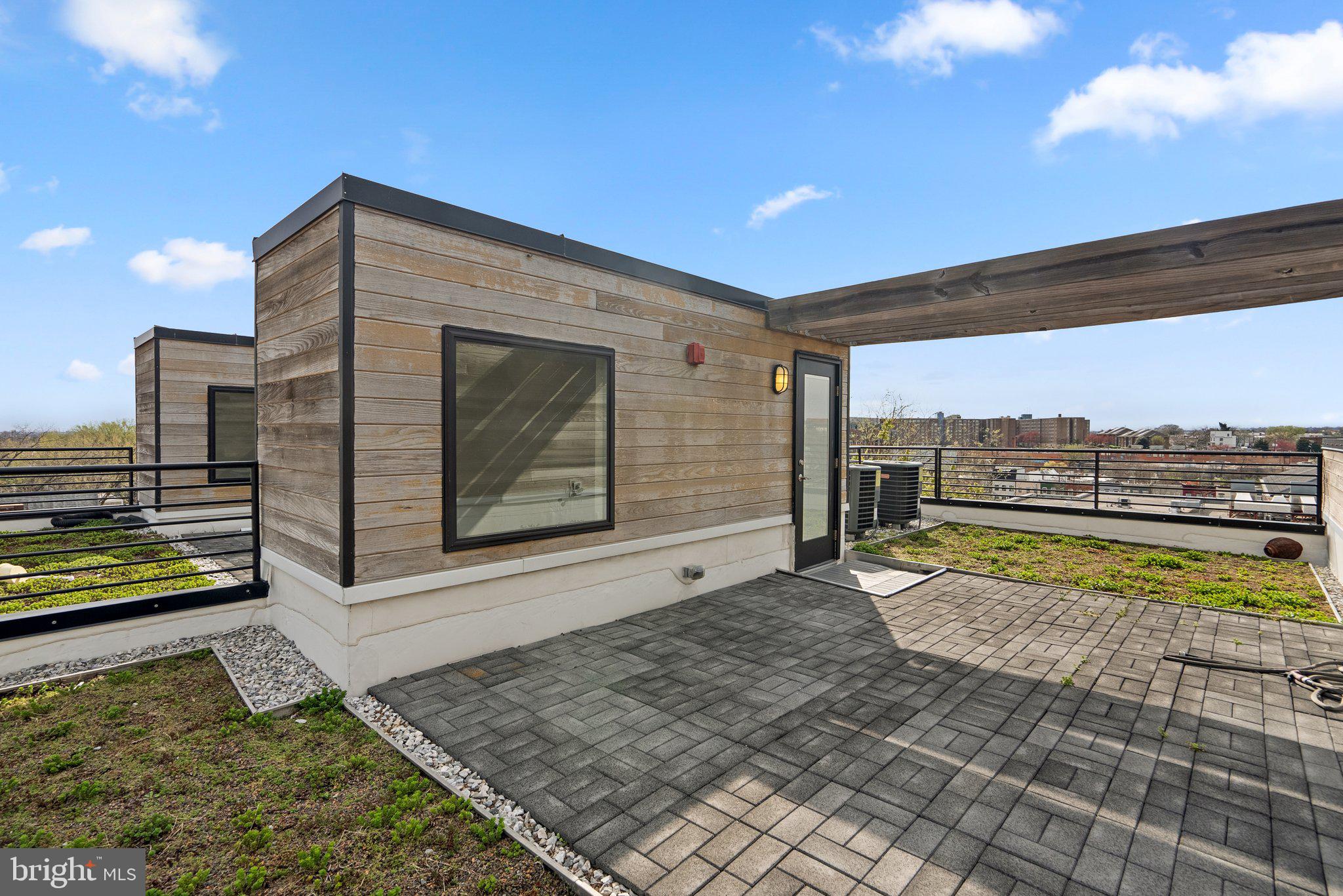 BROOKLAND - Residential