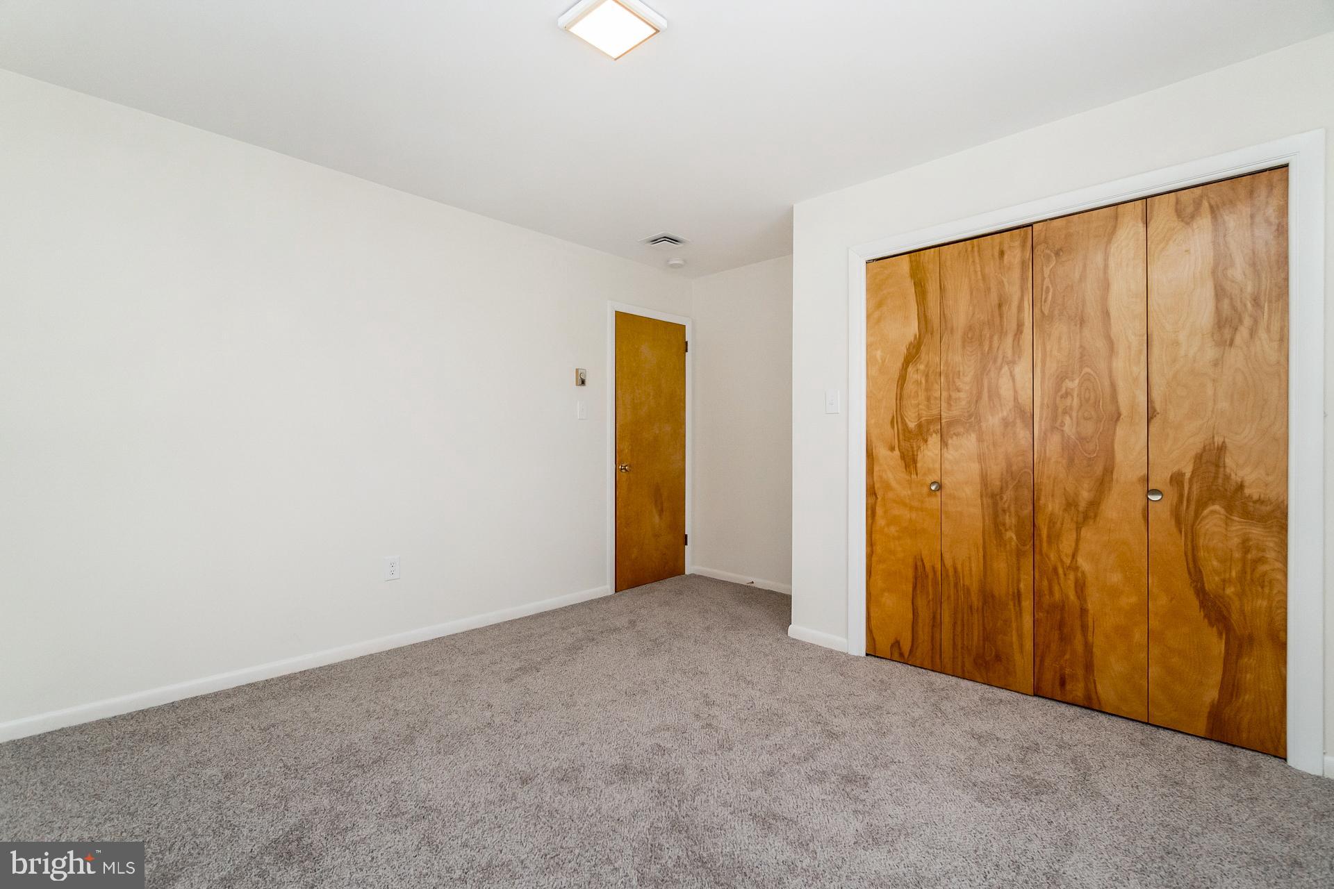 LIBERTY BELL GARDENS - Residential Lease