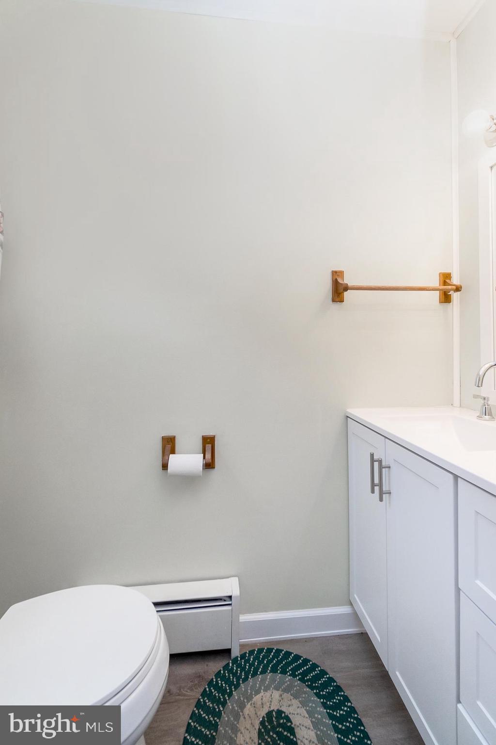 LIBERTY BELL GARDENS - Residential Lease