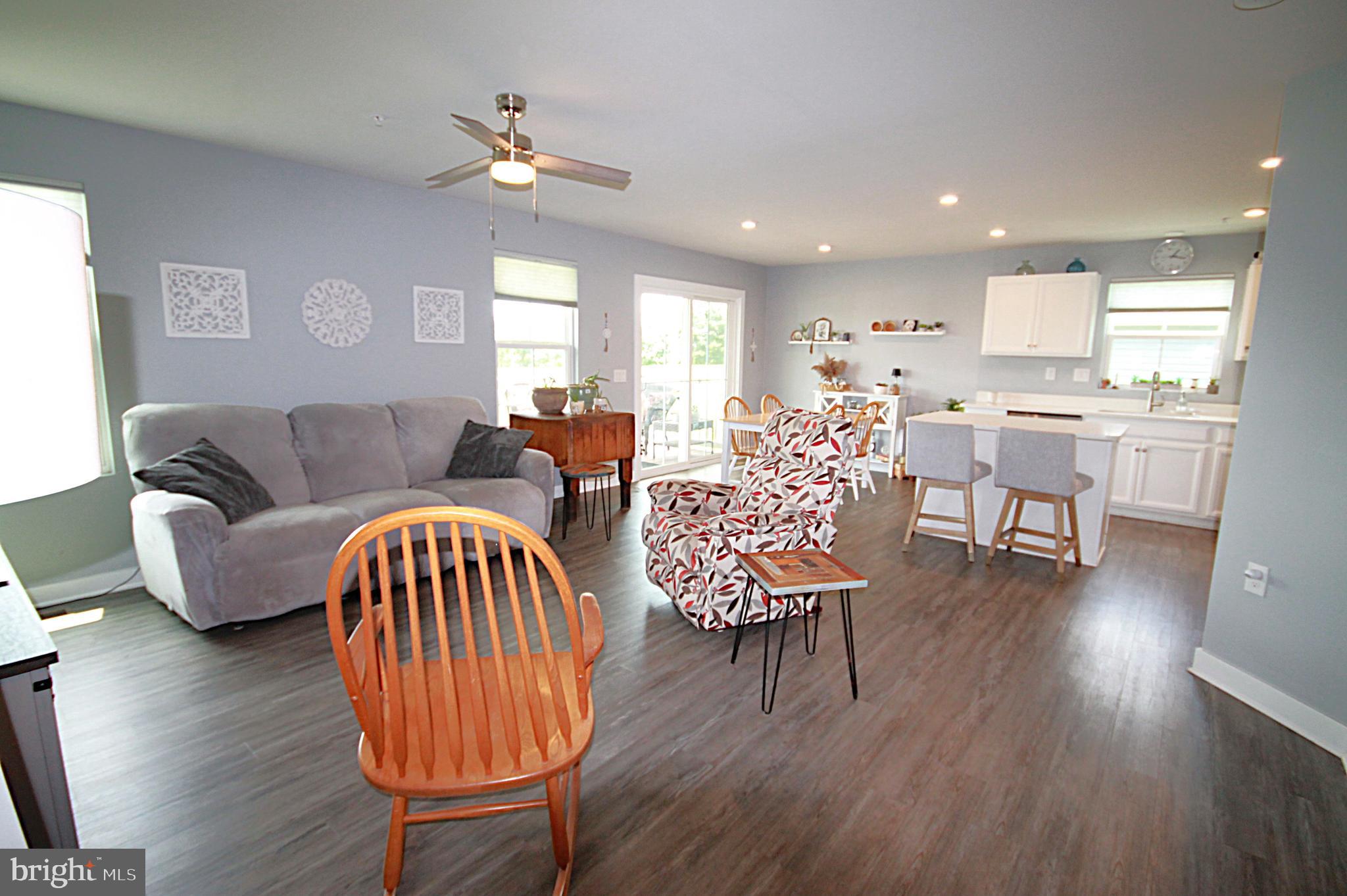 323 STEEPLECHASE LANE