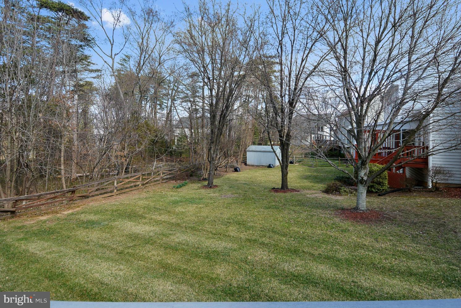 HAWTHORNE FOREST - Residential