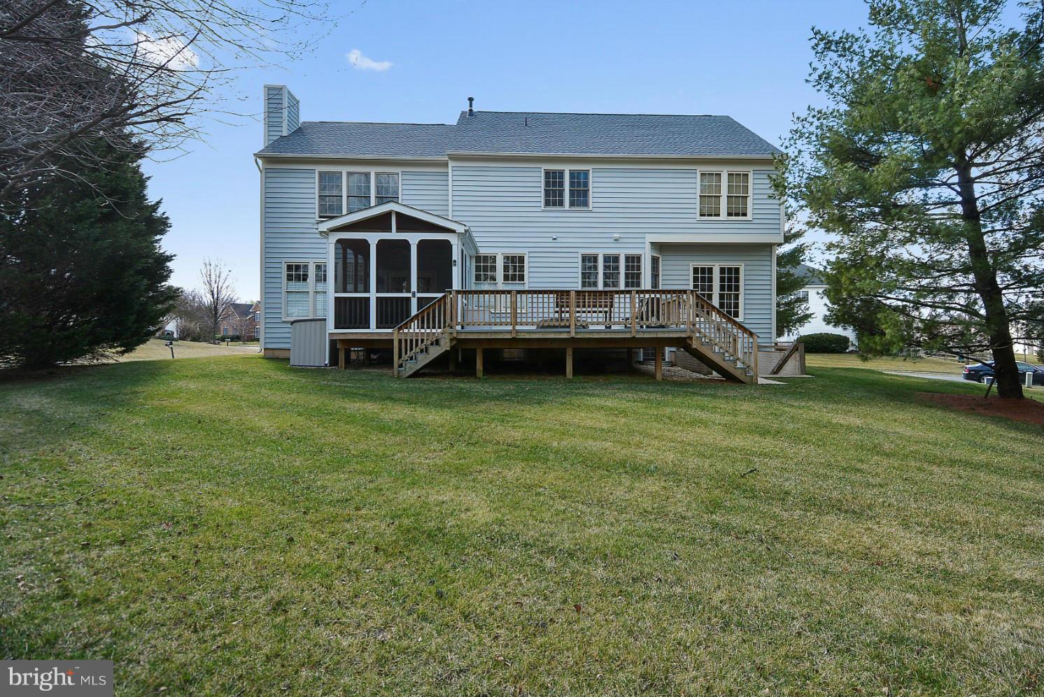 HAWTHORNE FOREST - Residential