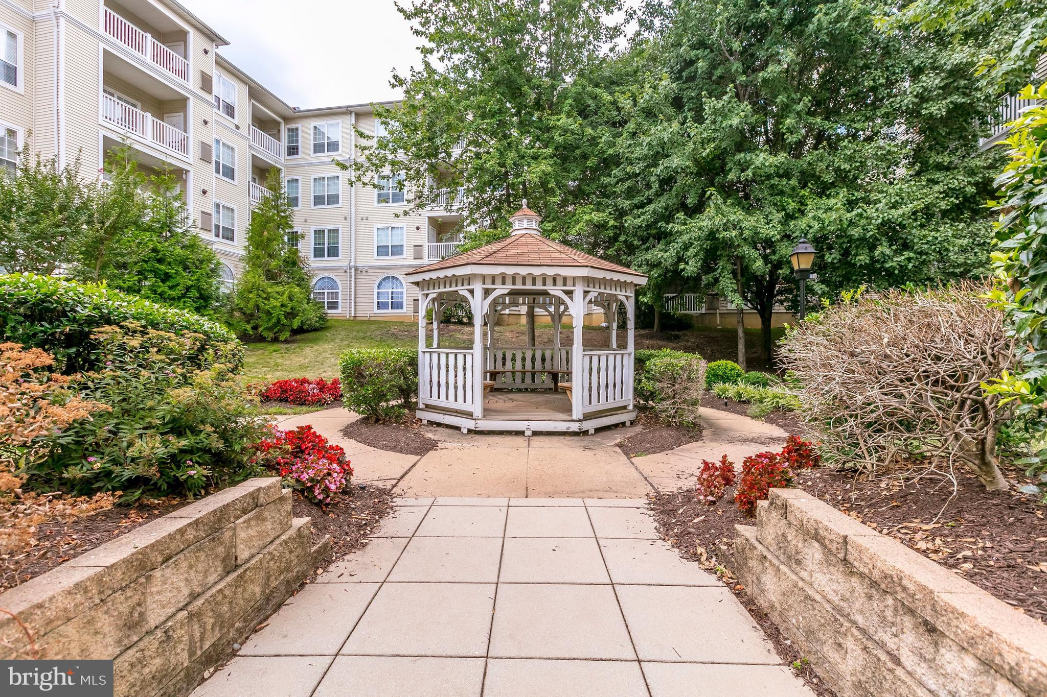 PALAZZO AT PARK CENTER - Residential
