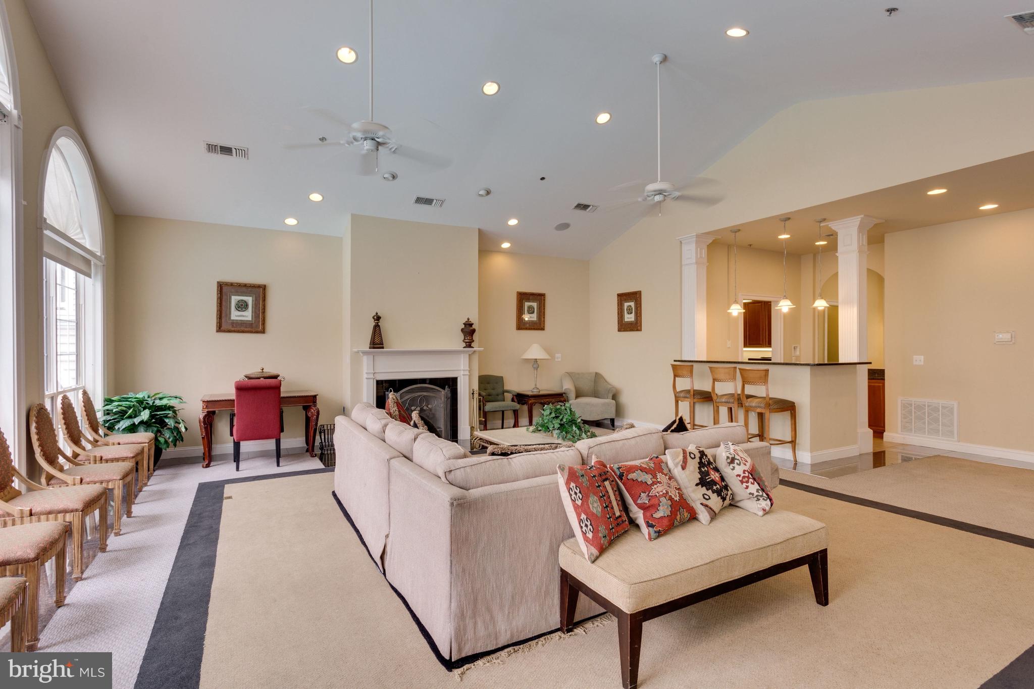 PALAZZO AT PARK CENTER - Residential