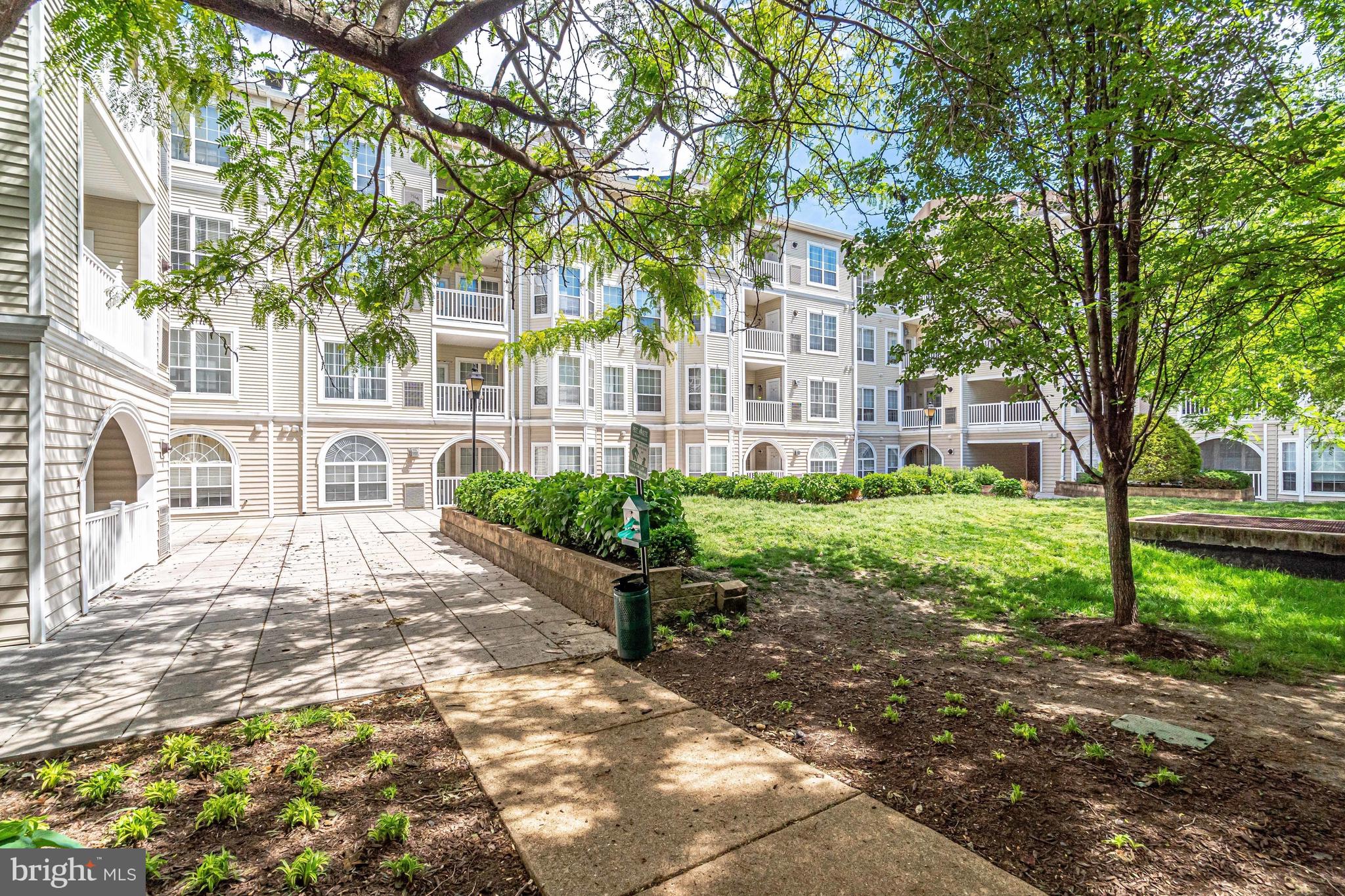 PALAZZO AT PARK CENTER - Residential