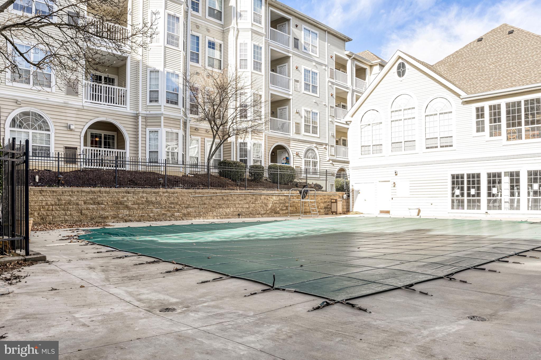 PALAZZO AT PARK CENTER - Residential