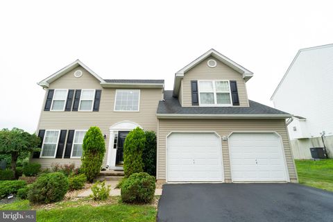 Photo of 2010 Sandstone Terrace, PHOENIXVILLE, PA 19460 (MLS # PACT2104436)