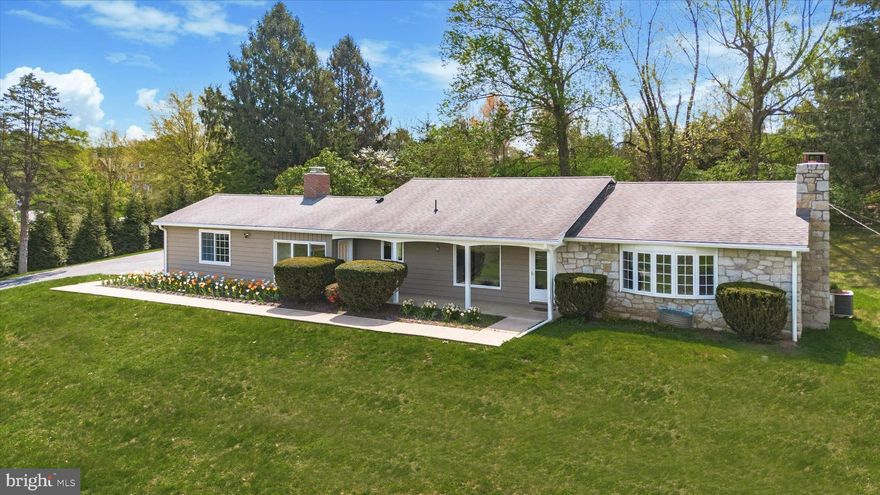 East Brandywine Township!! Super Clean Connecticut-Style Stone and Wood Ranch with  Refinished Hardwood Floors, Hertzog Custom Designed  Chef E-I Kitchen with Granite Counter Tops, New Stainless Steel Appliances, Recessed Lighting and Picture Window. 2 Car Attached Garage on 1 Acre Private Lot. Welcome to 550 Little Washington-Lyndell Road, Downingtown. First Floor Features: Center Hall, Large Living Room with Stone Fire Place, Built-in Book Shelves and Picture Bow Window,  New Custom  E-I Kitchen,  Sun Room with Brick Fireplace, Built in Book Case, Exposed Beam with Vaulted Ceilings, Dutch Door and Sliders to Trex Deck. Master Bedroom with Master Bath and Walk in Closet. 2 Additional Large Bedrooms and 1 Hall Bath with Linen Closet. Full Basement with Walkout. Central Air, Freshly Painted, Updated Bathrooms and Ample Storage. Conveniently Located to Guthriesville, Downtown, Downtown West Chester, Wayne, King of Prussia and All Major Routes Including Pennsylvania Turnpike.  Tenants are Responsible for Lawn and Snow. First, Last and Security Deposit Due at Signing of Lease.