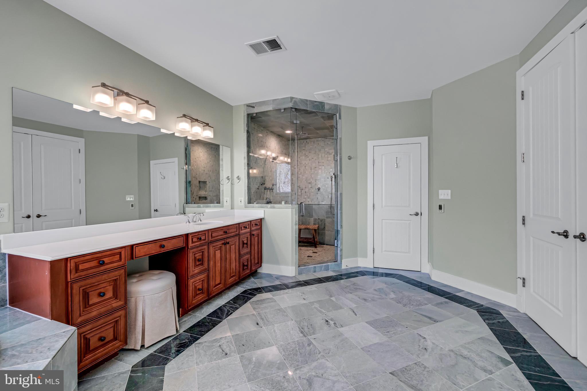 ORCHARD VIEW - Residential