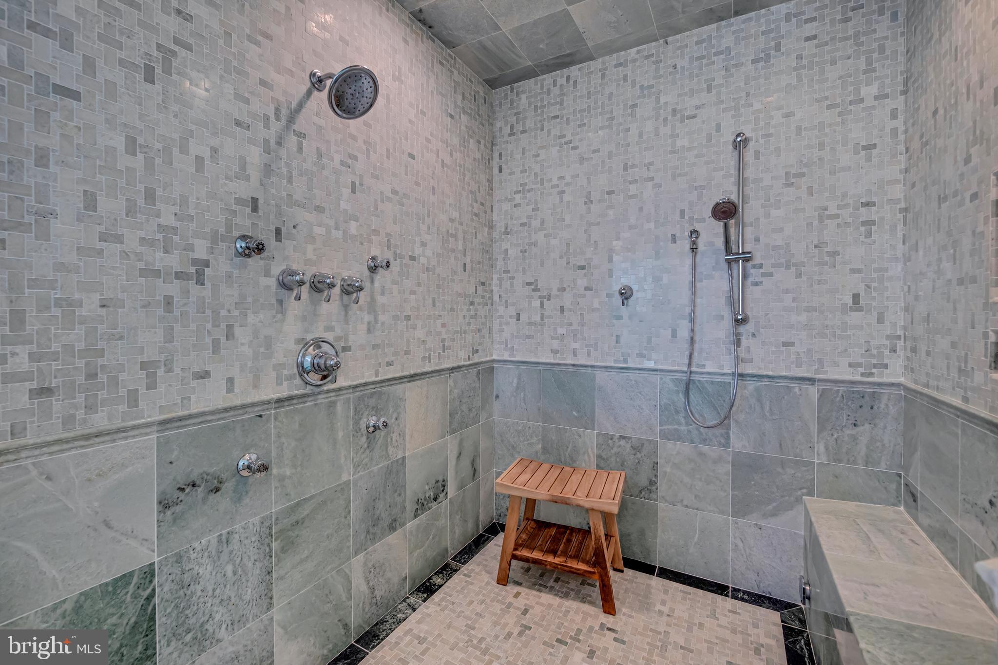 ORCHARD VIEW - Residential