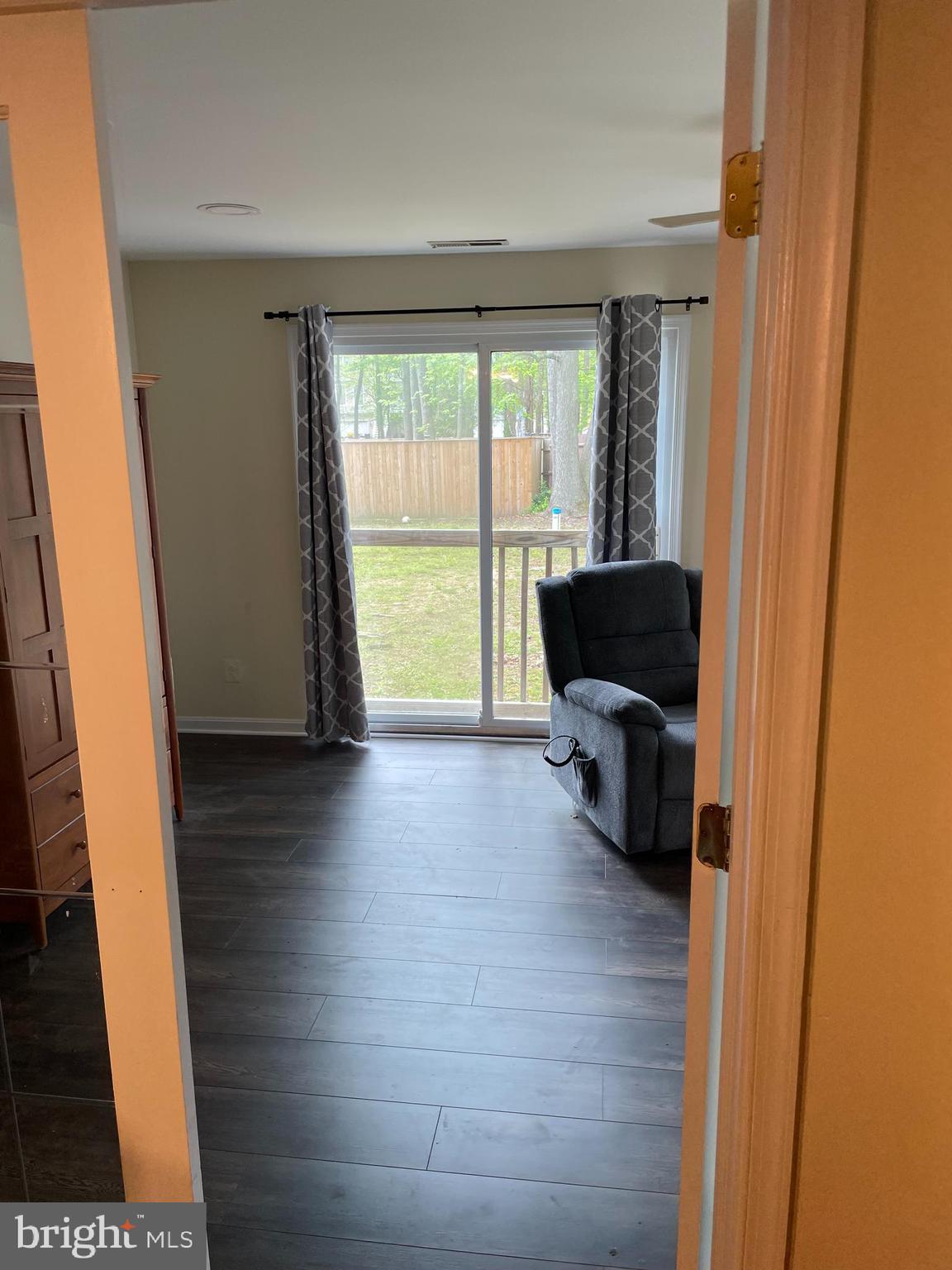 ARUNDEL ON THE BAY - Residential Lease