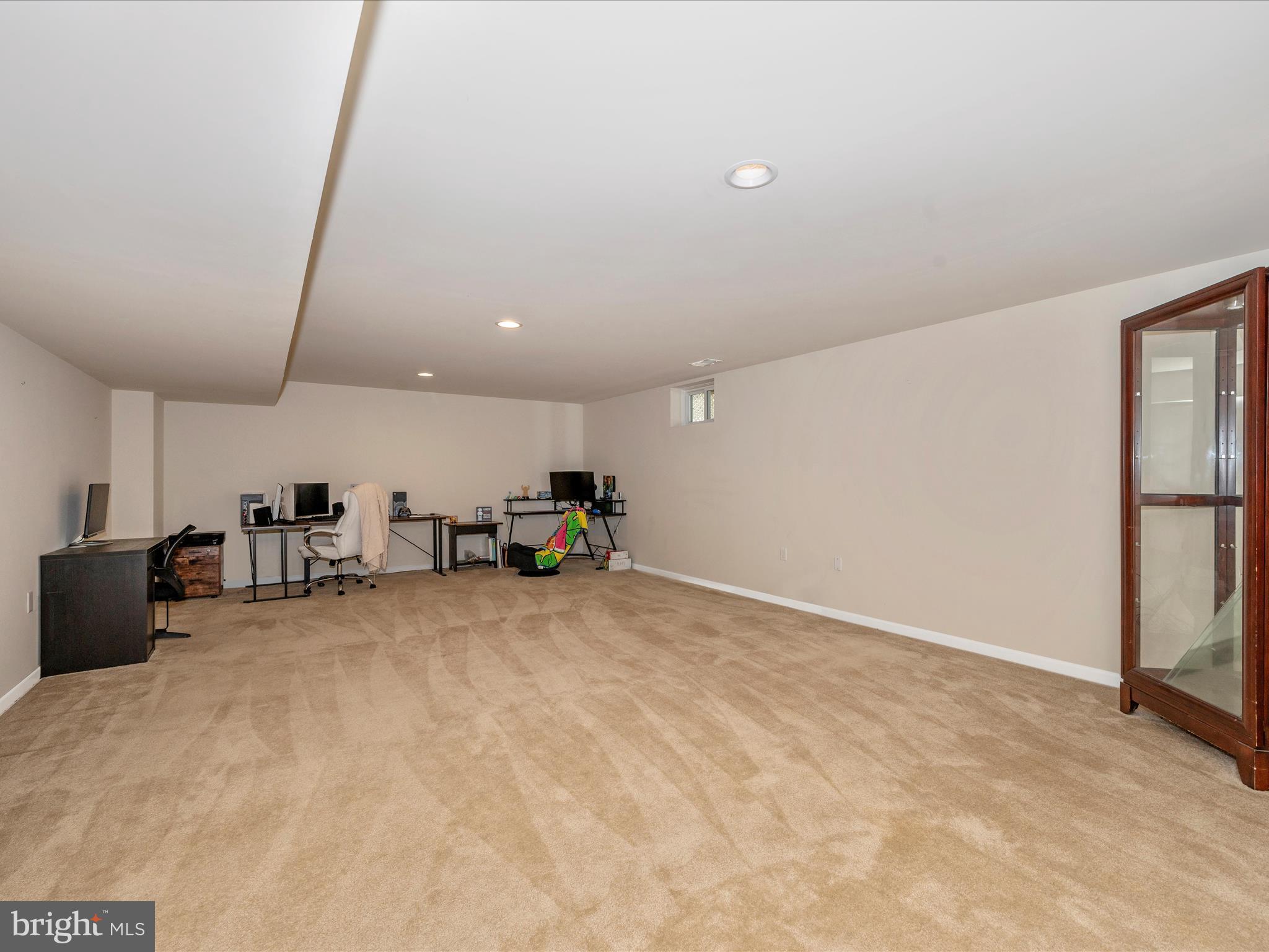 ARCHERS ROCK - Residential