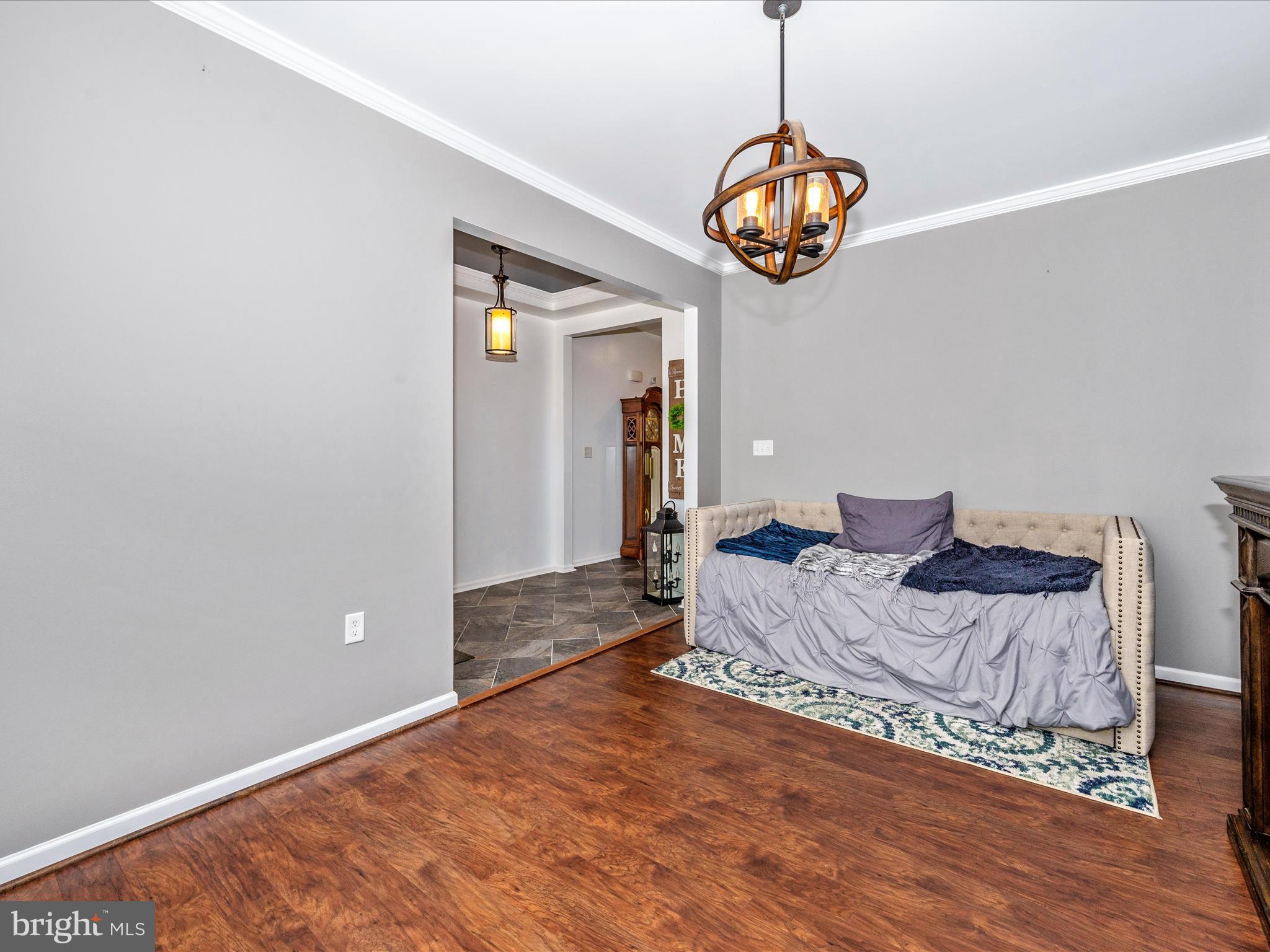 ARCHERS ROCK - Residential