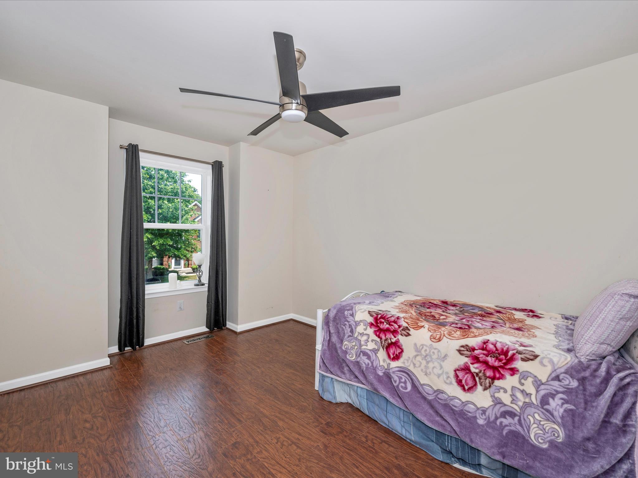 ARCHERS ROCK - Residential