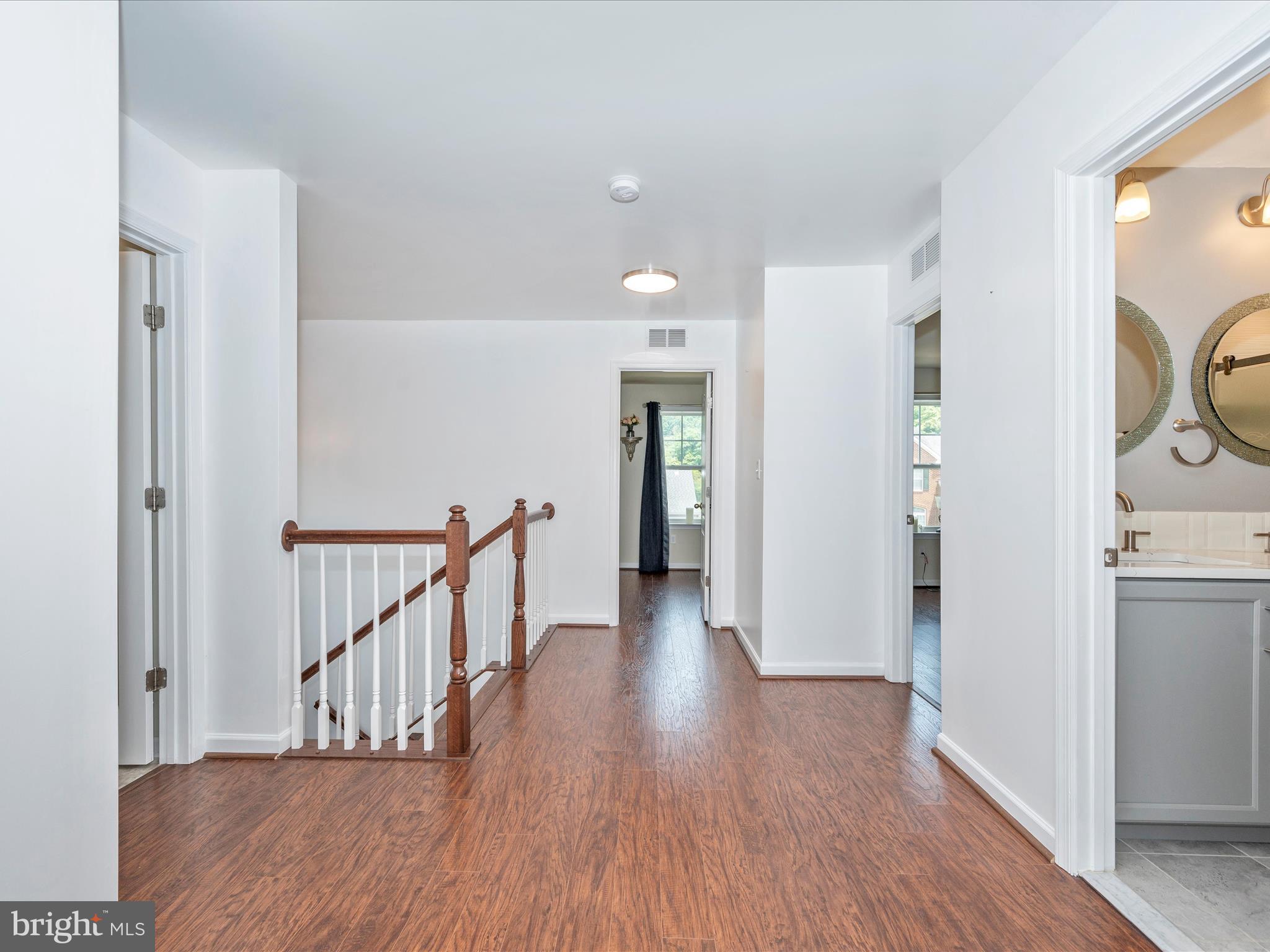 ARCHERS ROCK - Residential