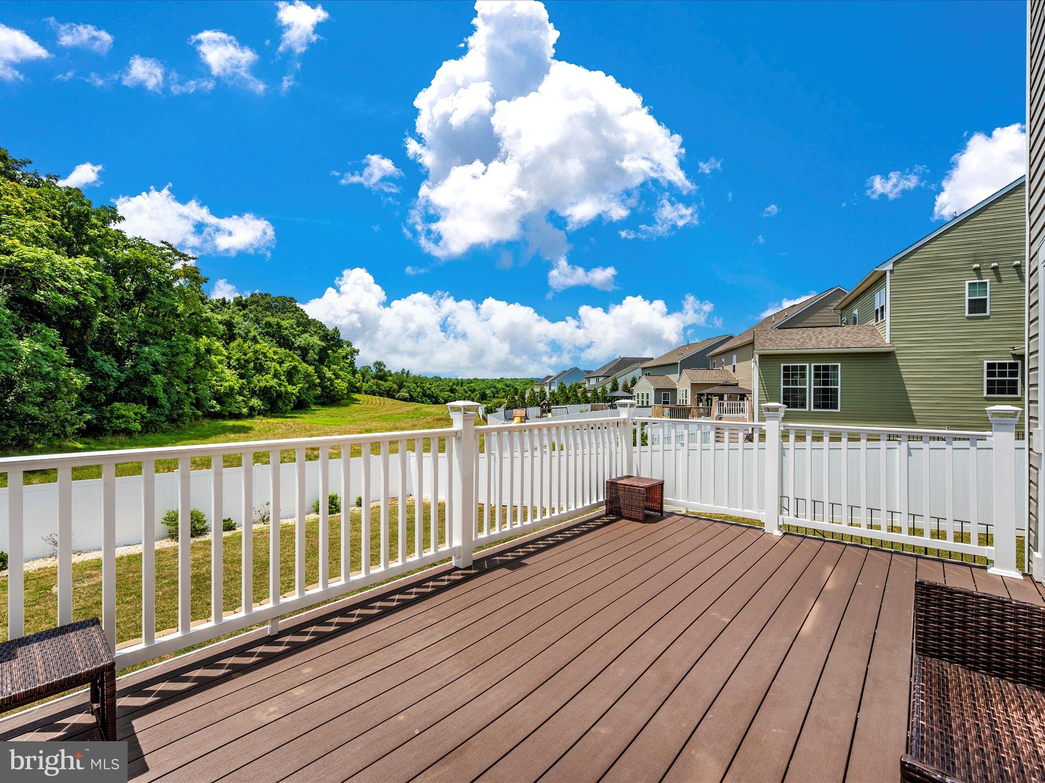 ARCHERS ROCK - Residential