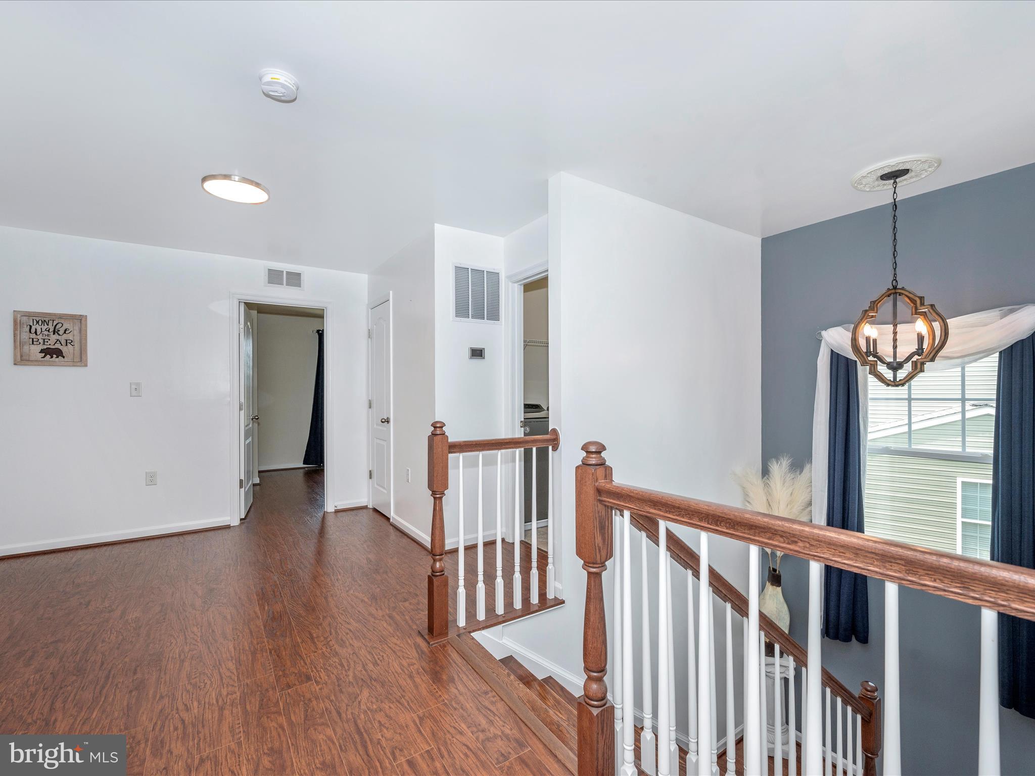 ARCHERS ROCK - Residential