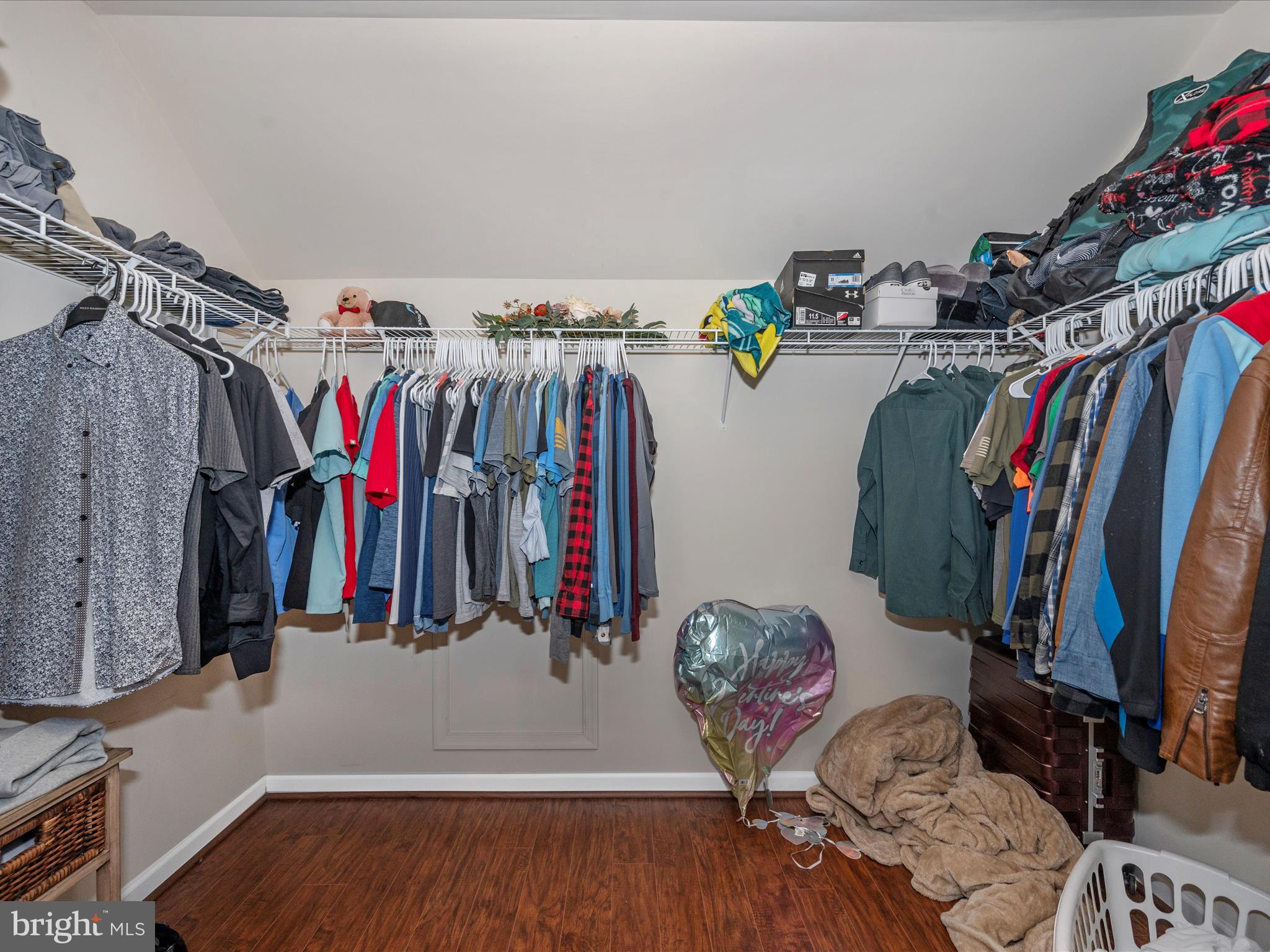 ARCHERS ROCK - Residential