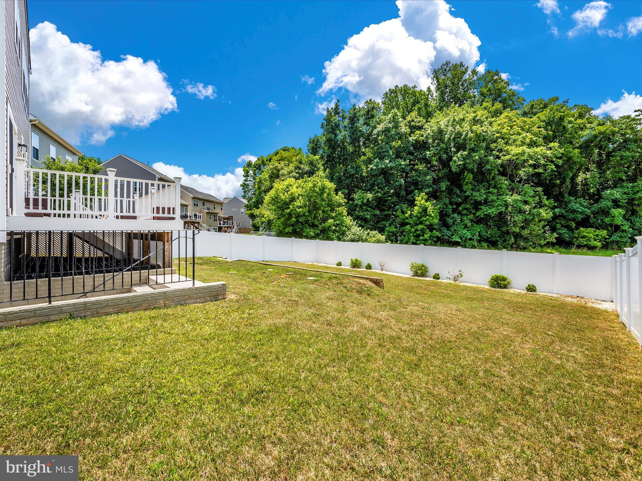 ARCHERS ROCK - Residential