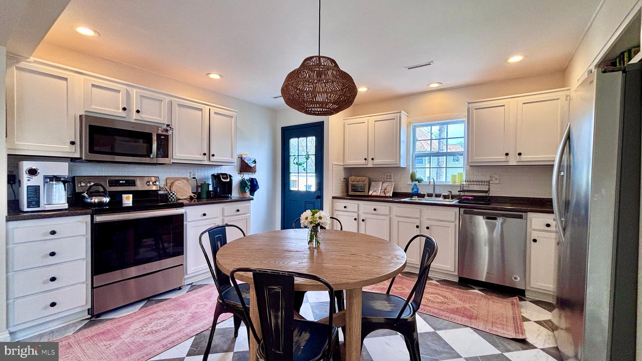 LANGHORNE GABLES - Residential