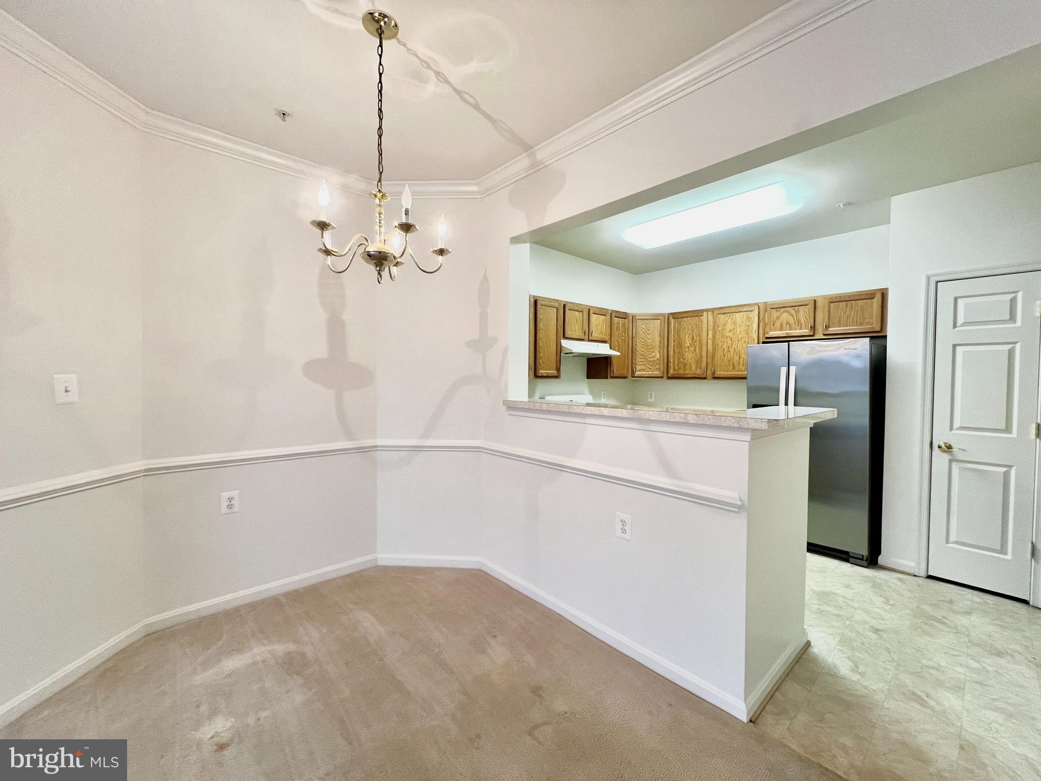 CAMERON GROVE CONDO VII> - Residential