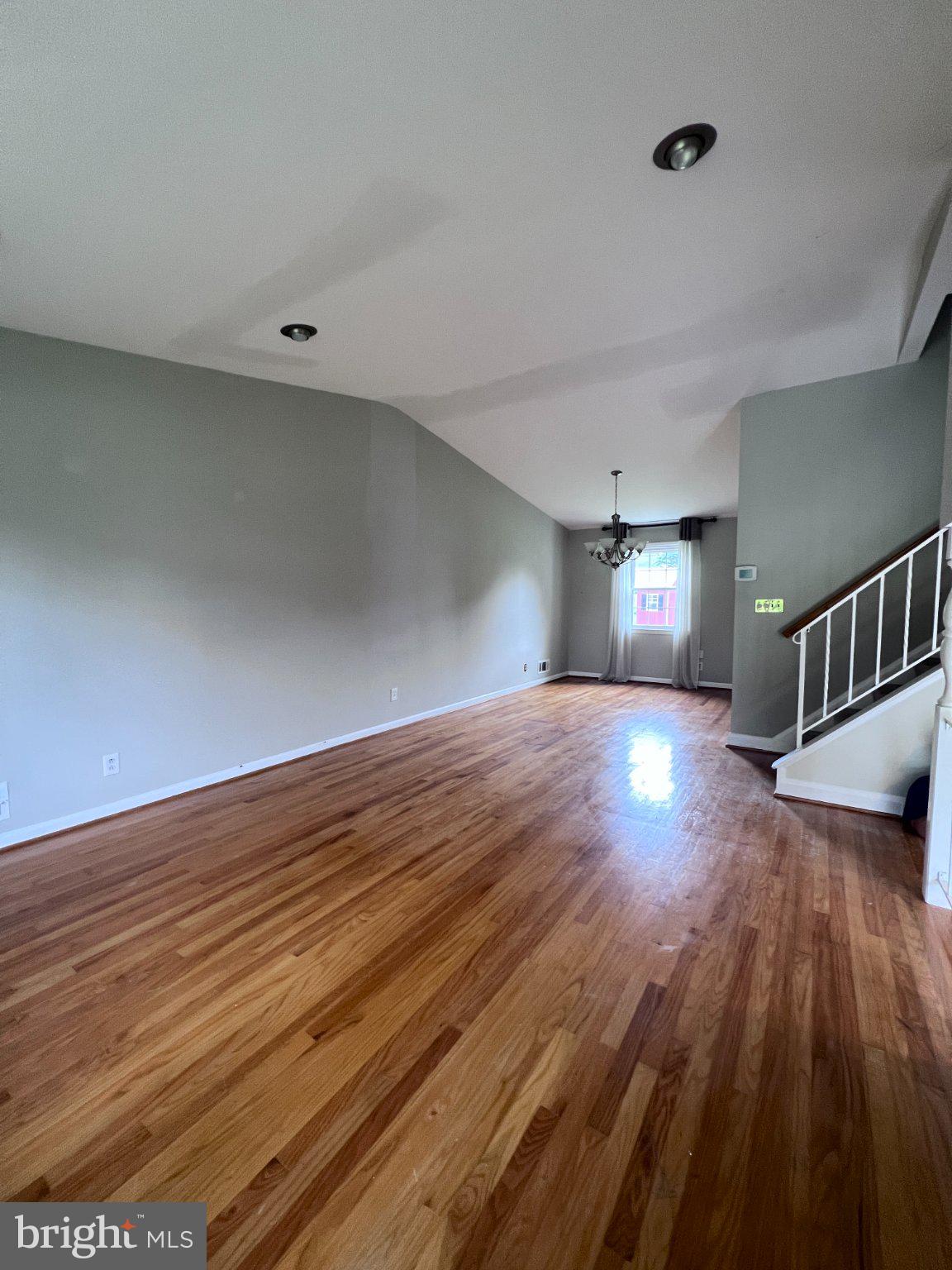 8407 THORNTON ROAD