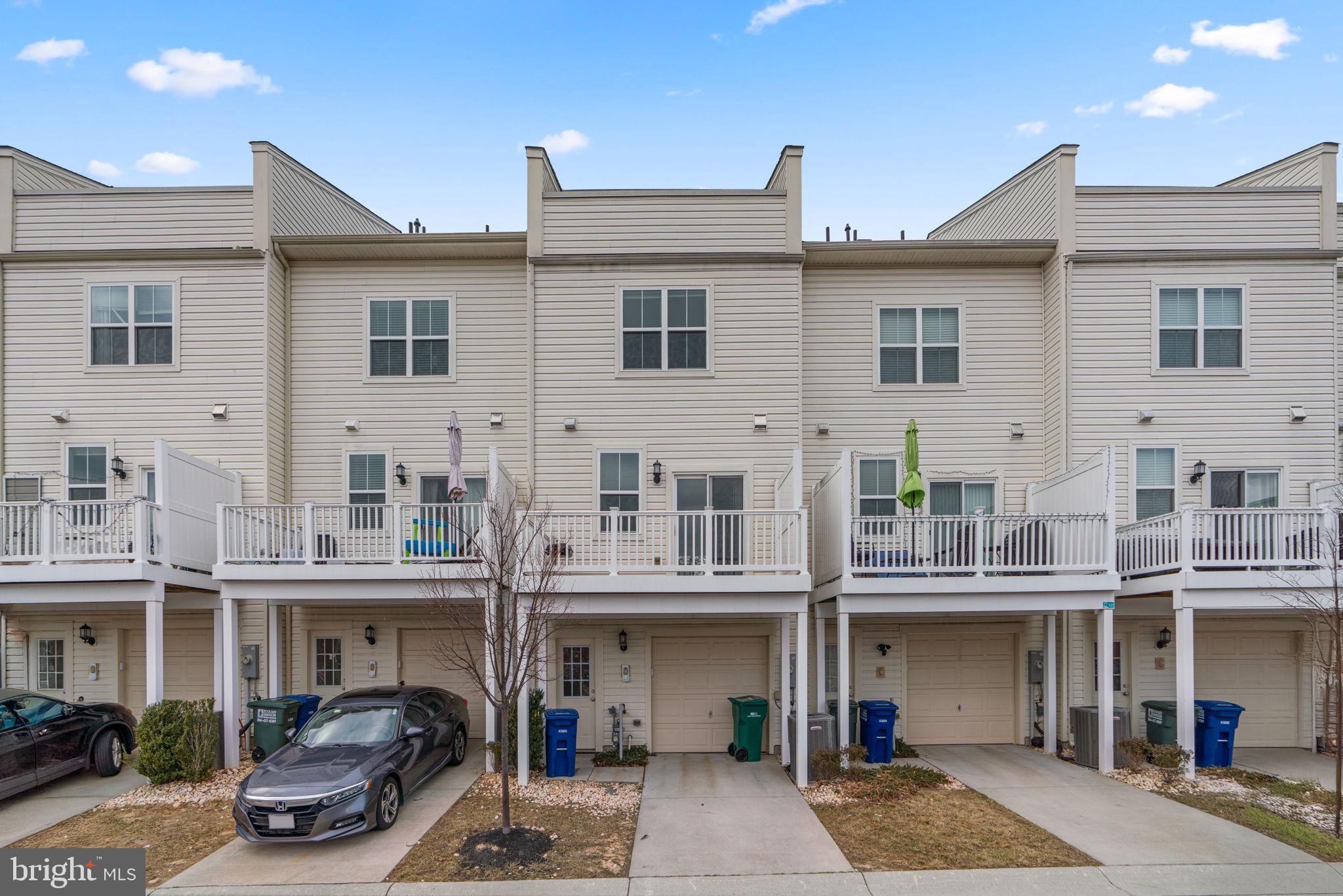 OXFORD SQUARE - Residential