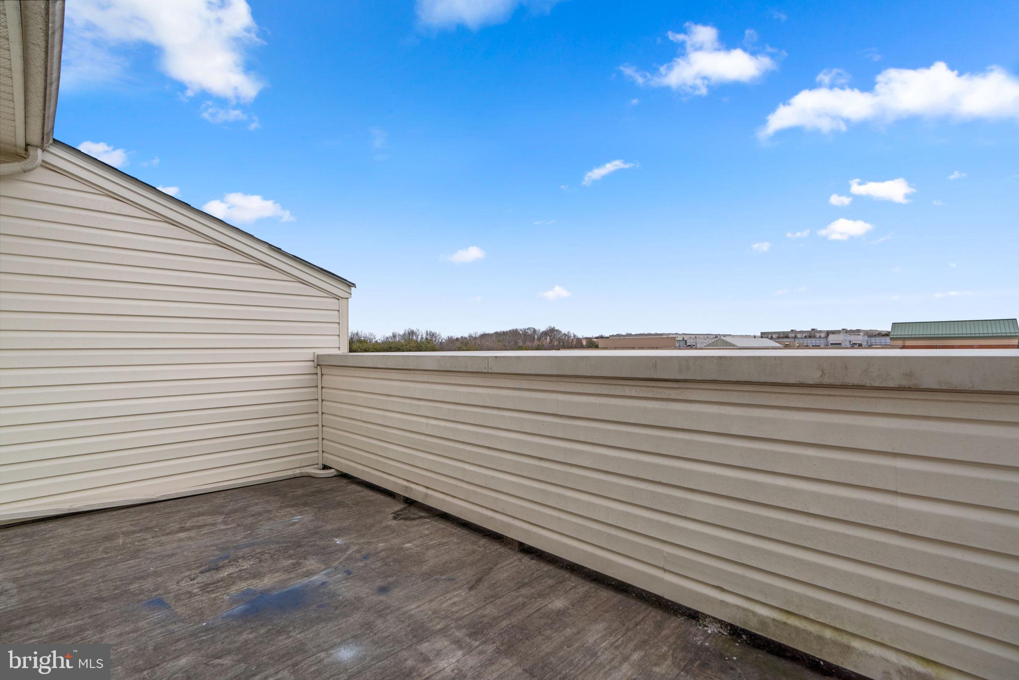 OXFORD SQUARE - Residential