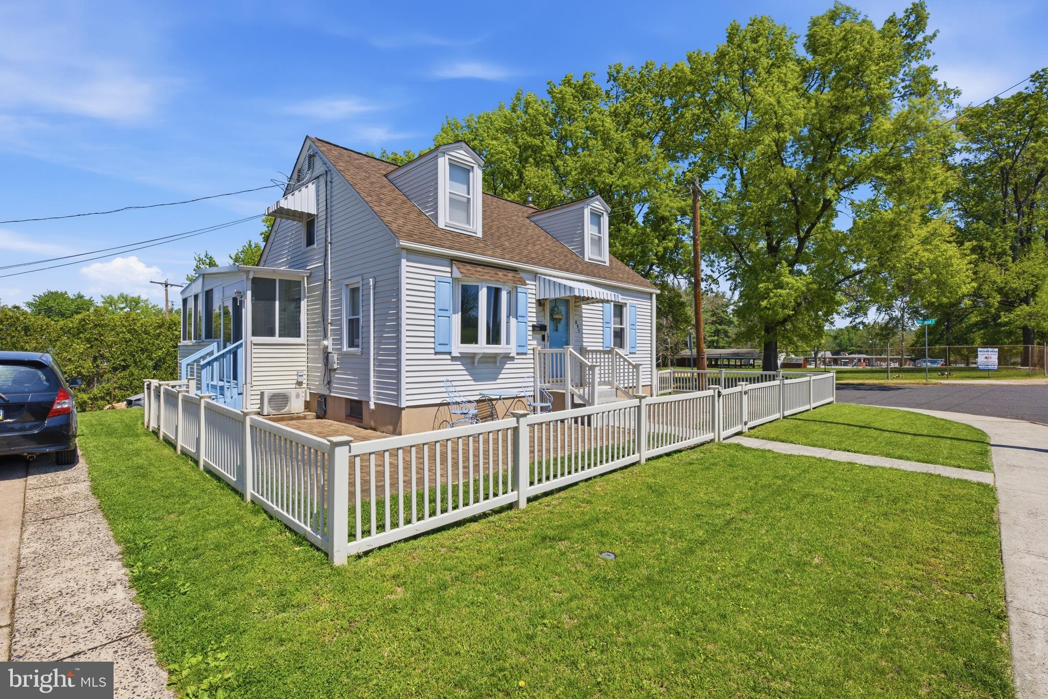 POTTSTOWN - Residential