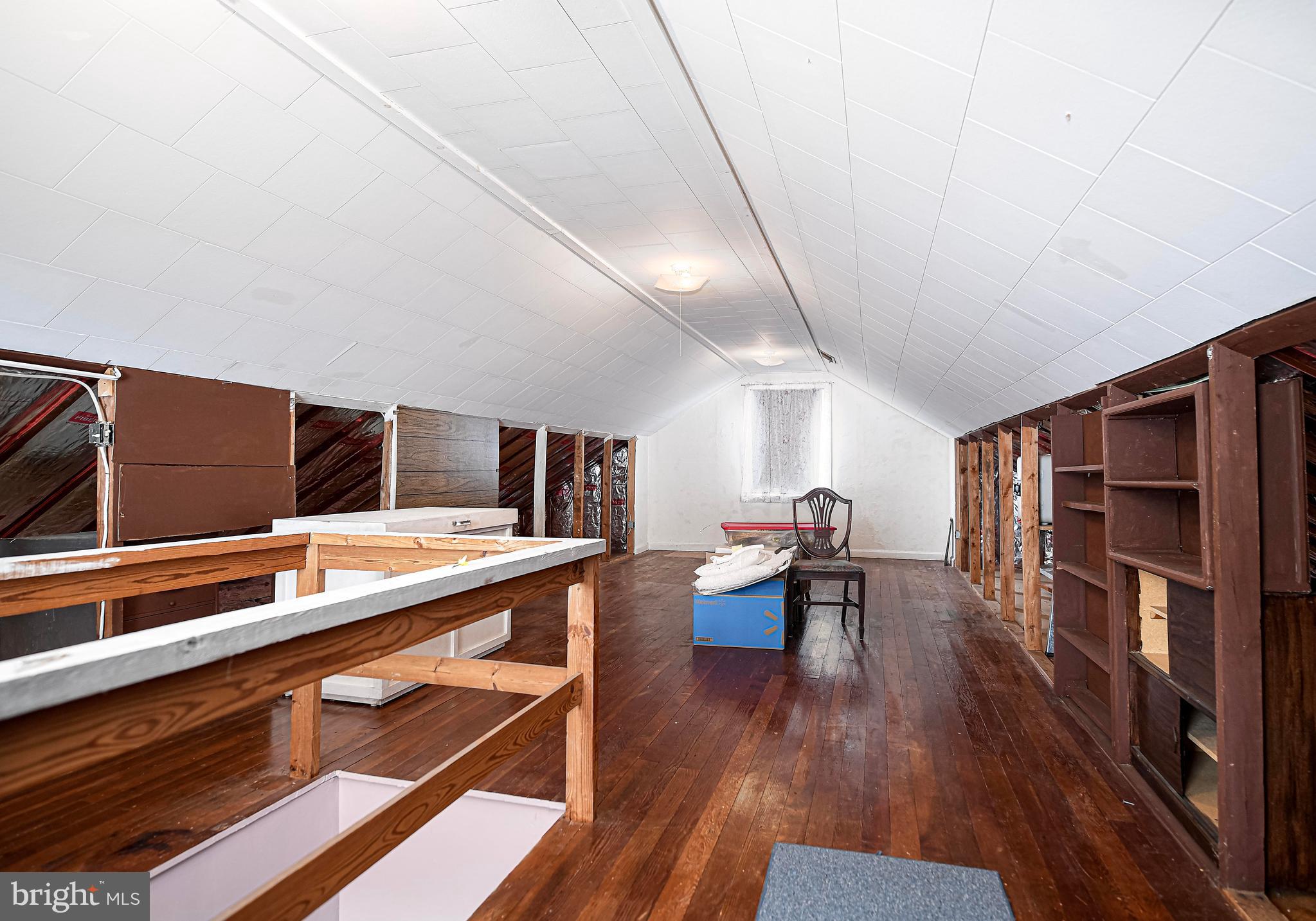 LAURELDALE - Residential