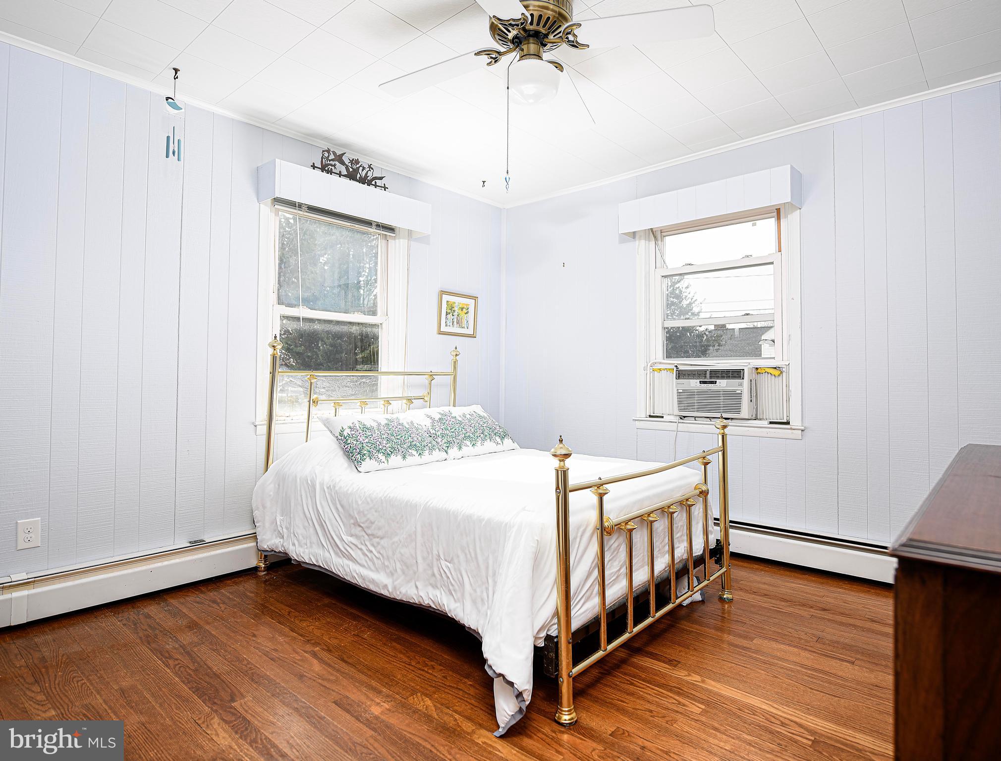 LAURELDALE - Residential