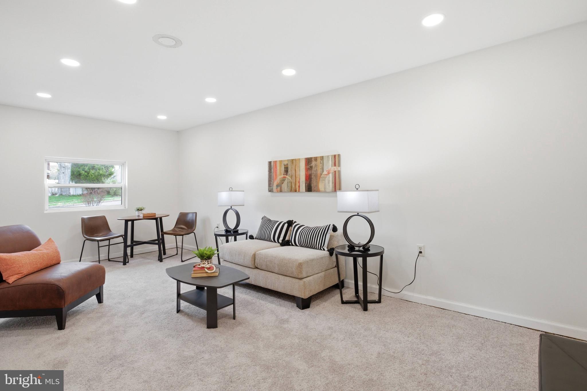 ROLLING VALLEY WEST - Residential