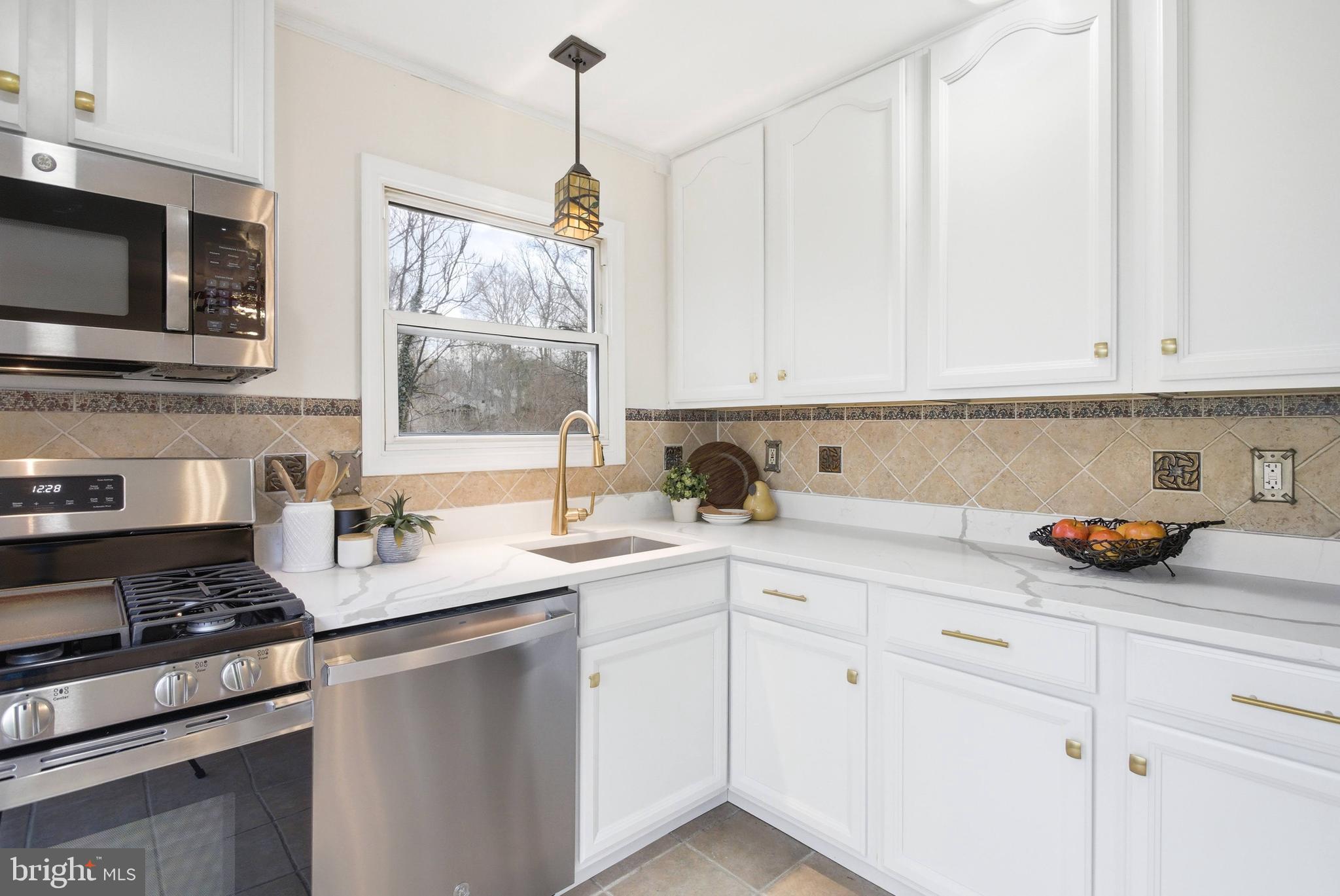 ROLLING VALLEY WEST - Residential