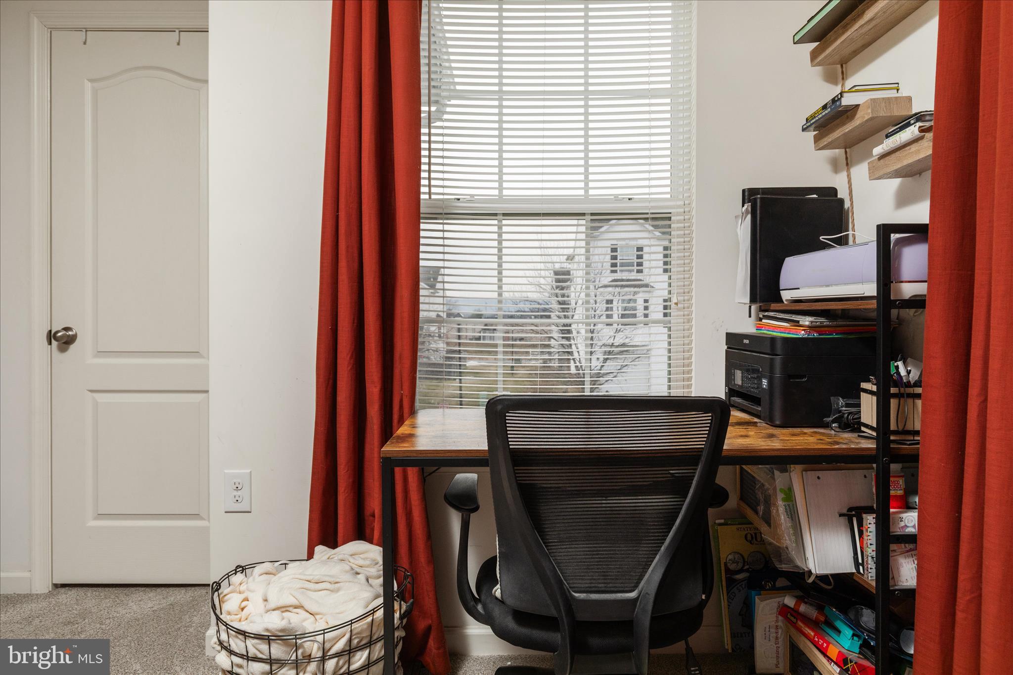 MANOR PARK - Residential