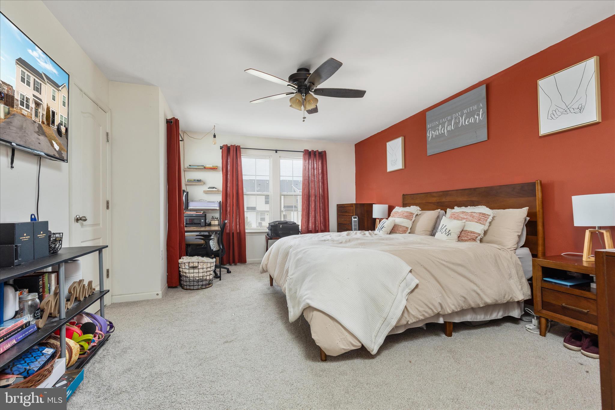 MANOR PARK - Residential