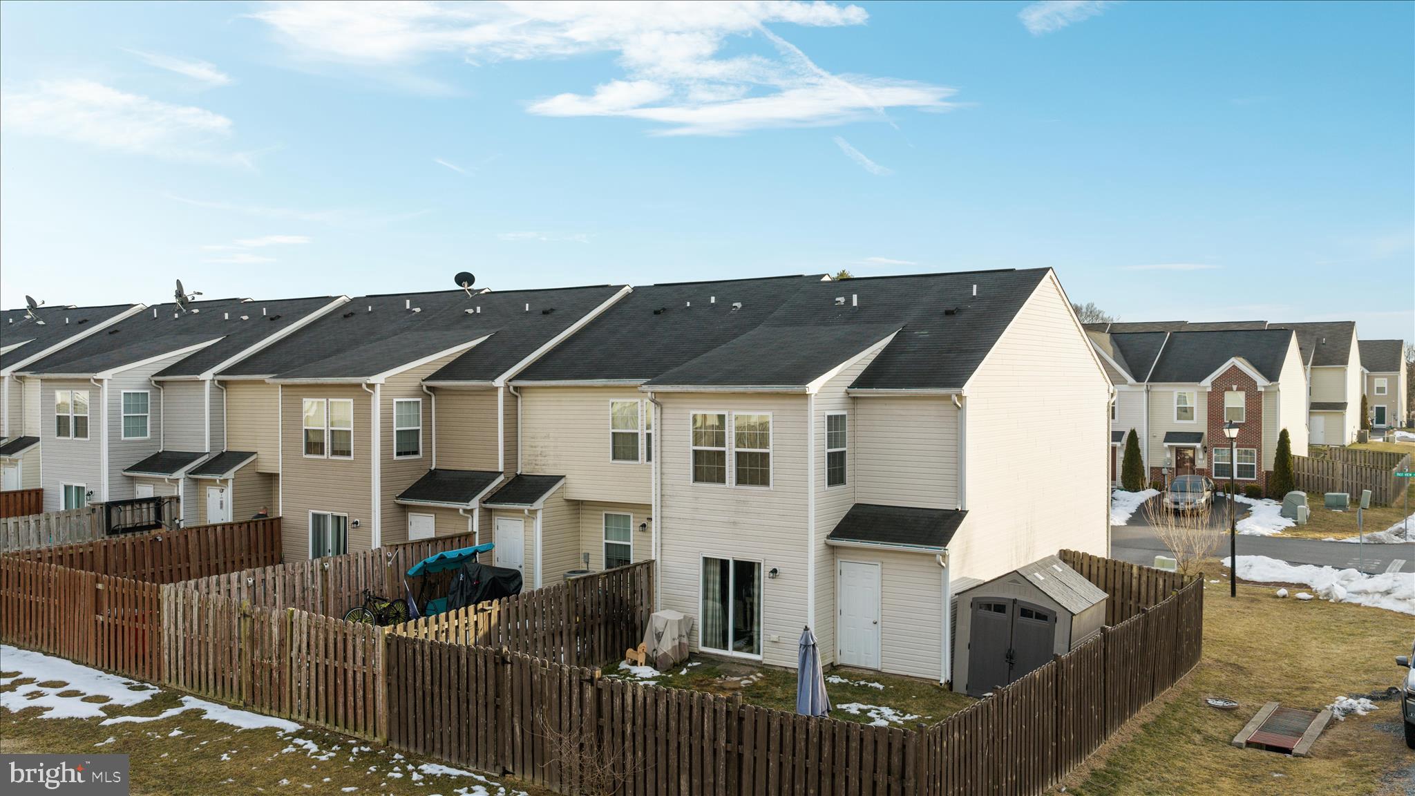 MANOR PARK - Residential