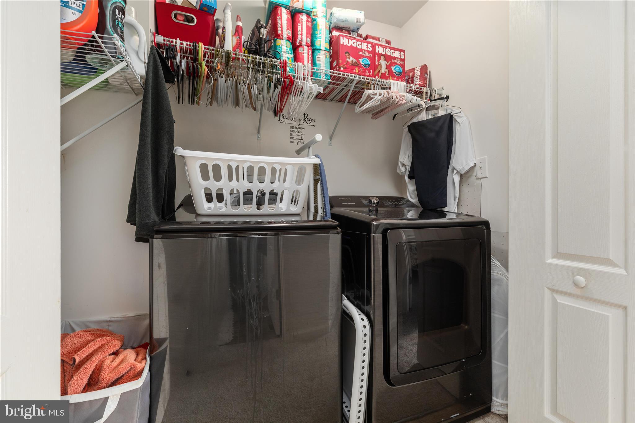 MANOR PARK - Residential