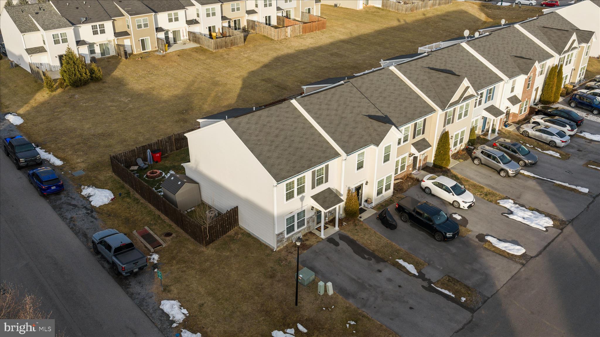 MANOR PARK - Residential