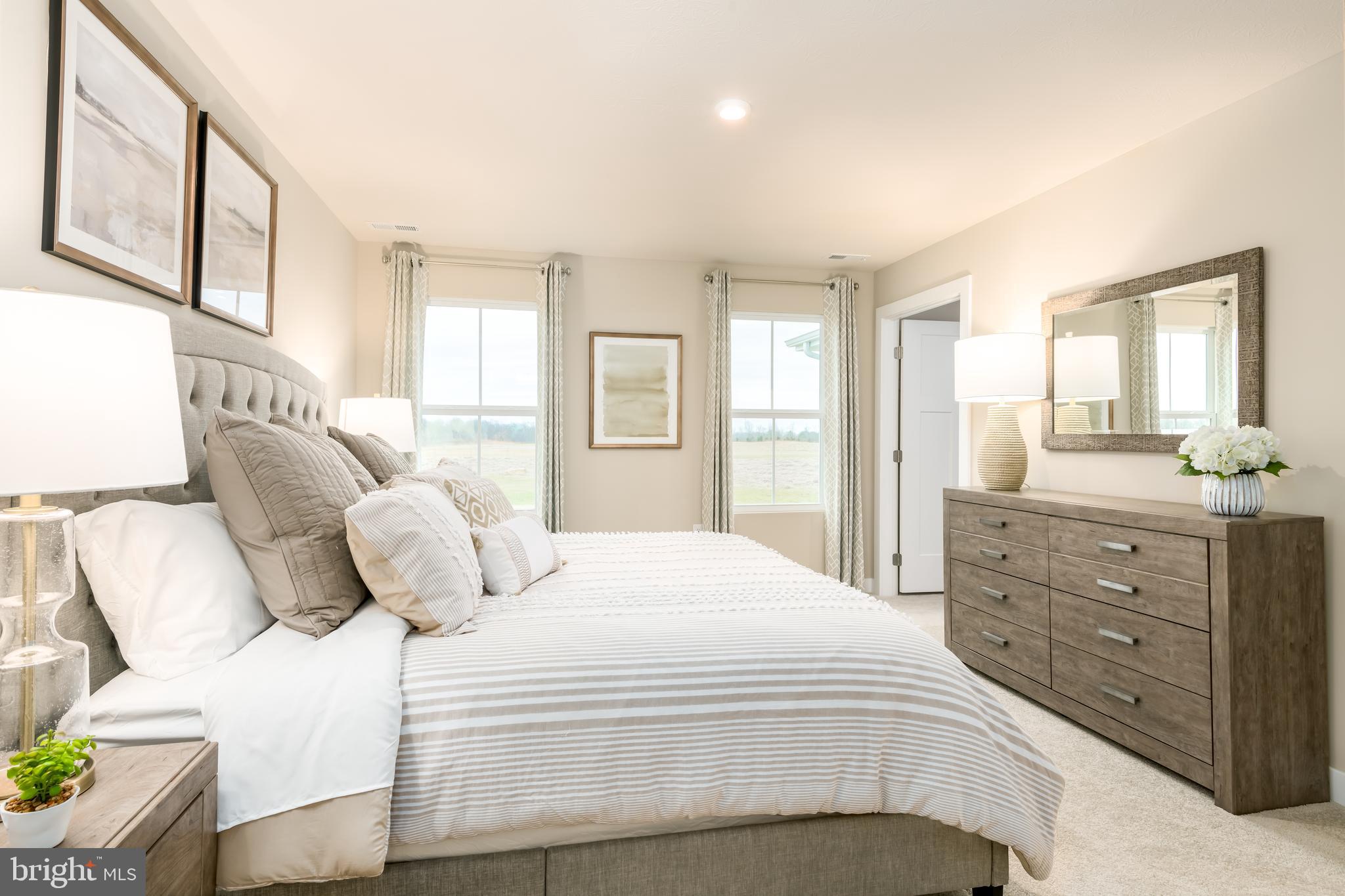 CARDINAL POINTE - Residential