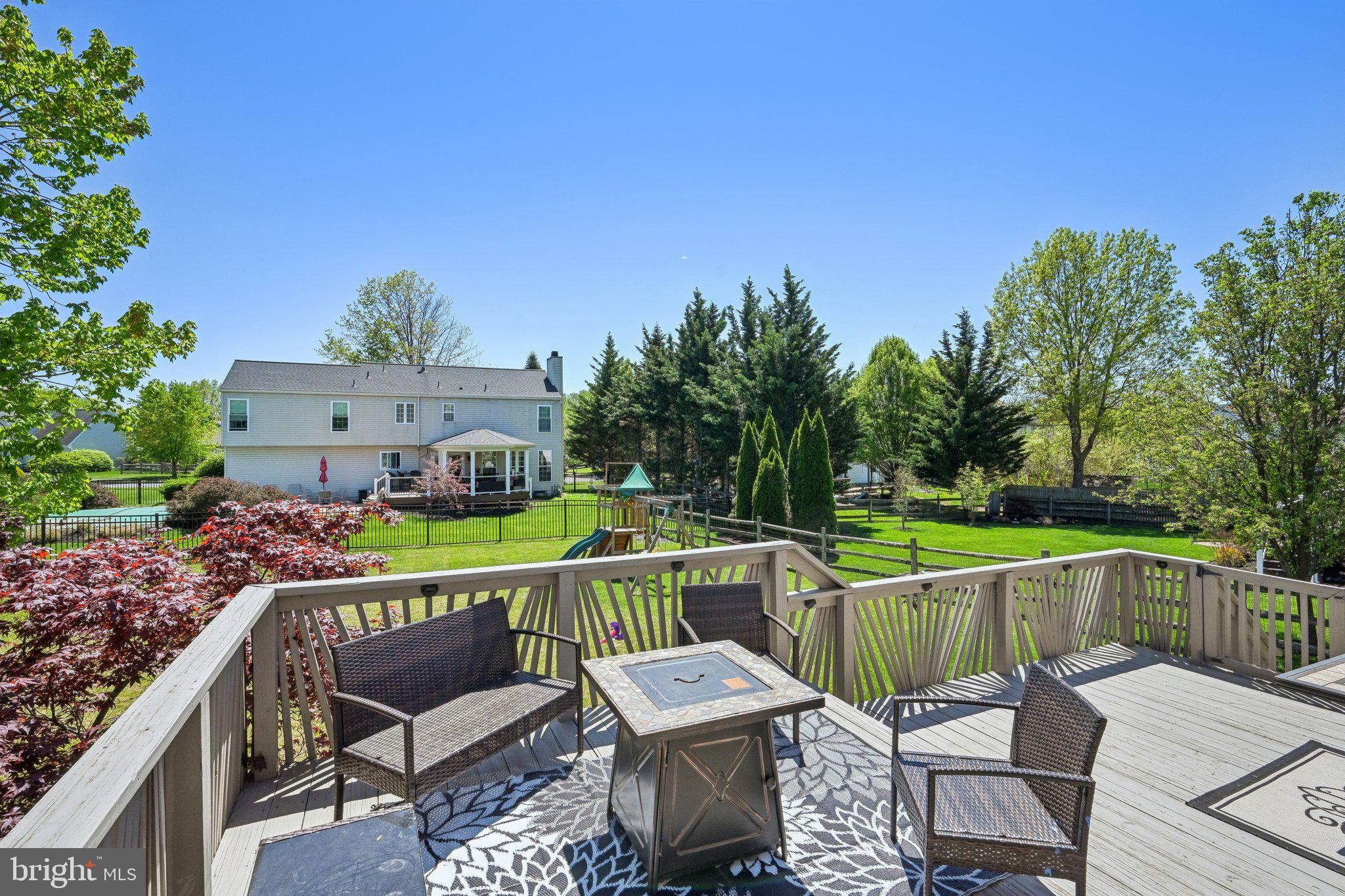 STONEY RUN - Residential