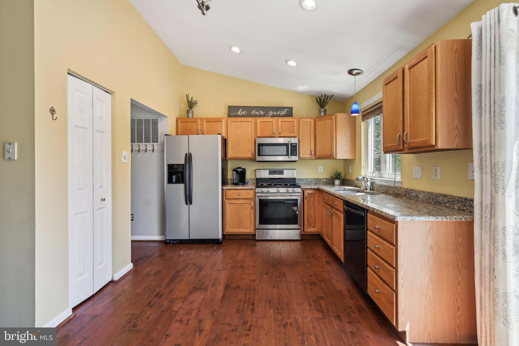 STONEY RUN - Residential