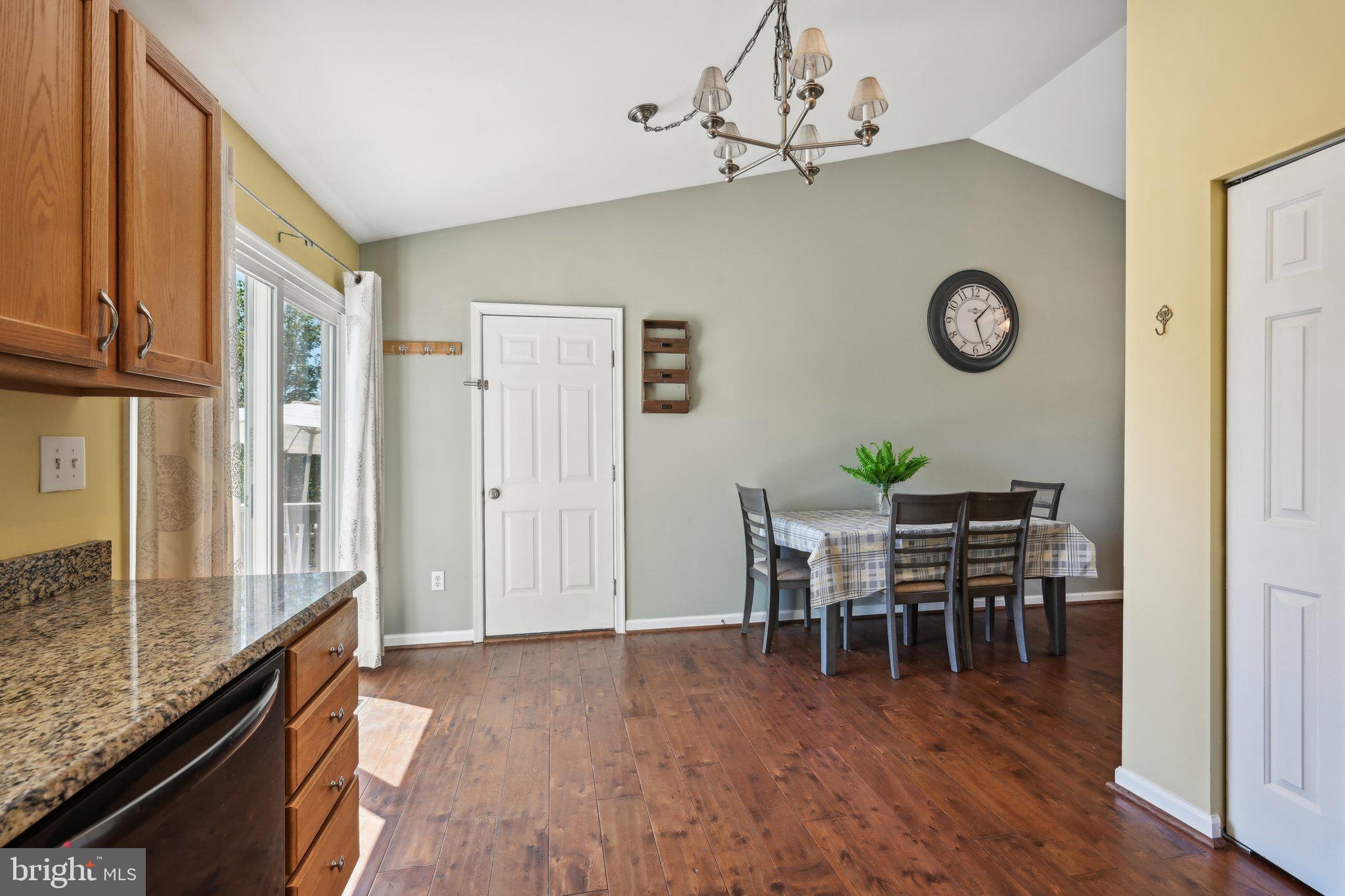 STONEY RUN - Residential