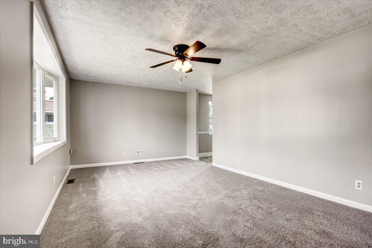 MUNROE GARDENS - Residential